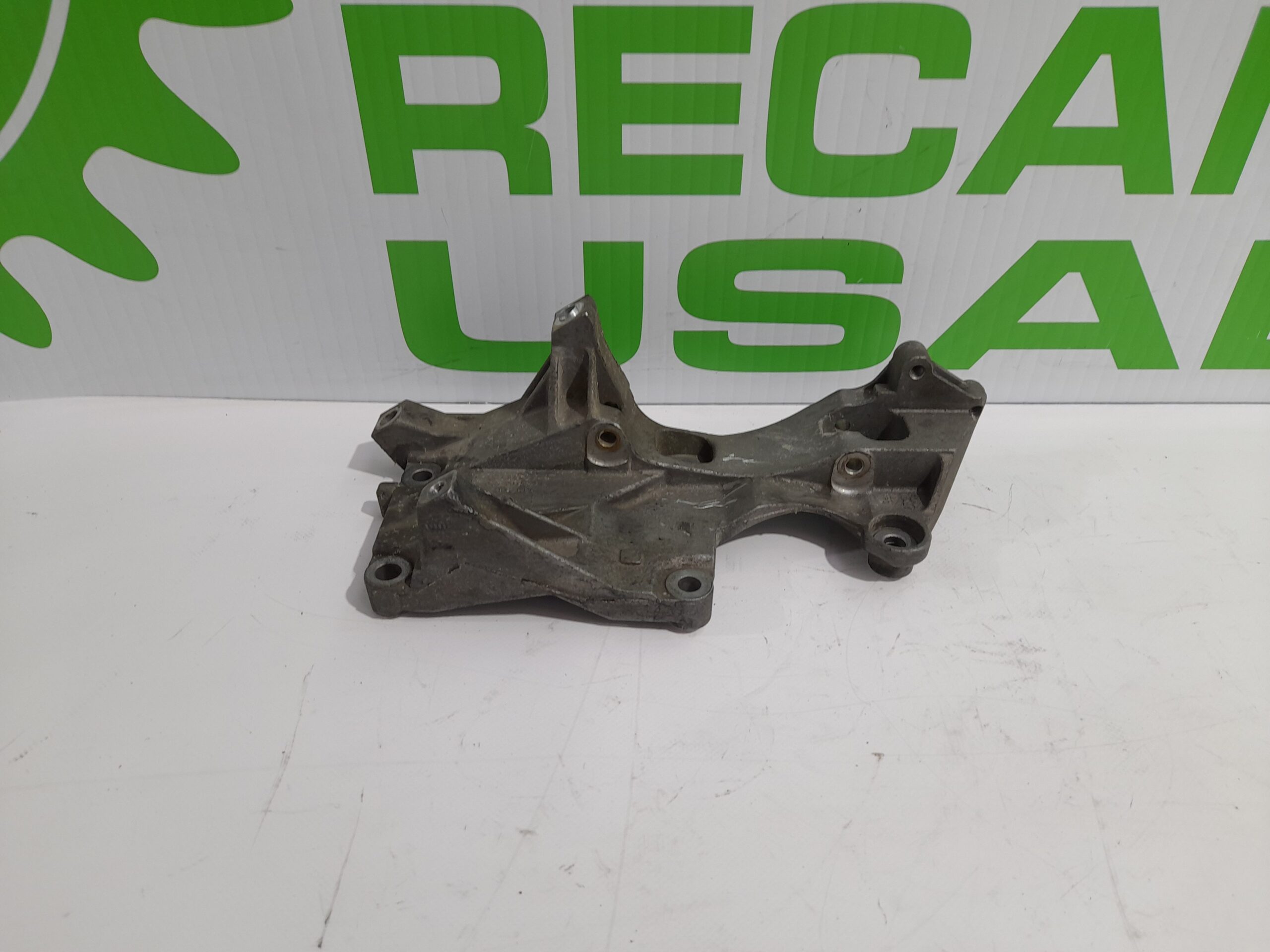 soporte_alternador_045903143e_seat_ibiza_6l1_1_4_tdi_cat_bnm