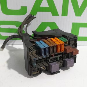 caja_reles_fusibles_8200180270_renault_laguna_ii_bg0_1_6