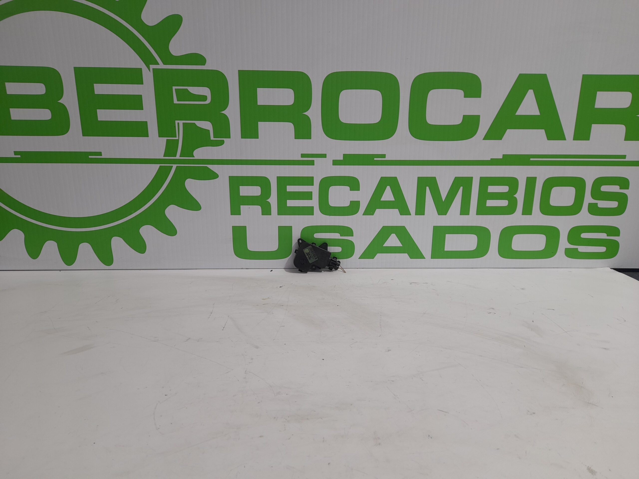 motor_apertura_trampillas_52485400_renault_laguna_ii_bg0_1_6