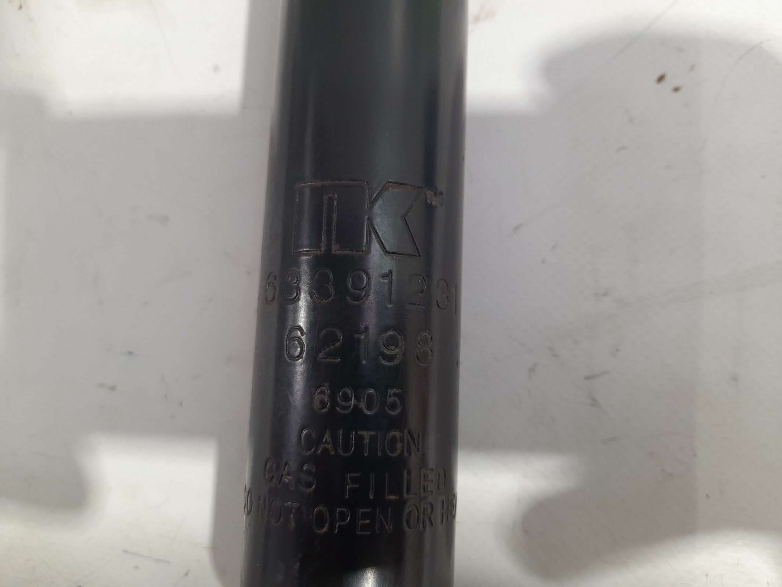 amortiguador_trasero_izquierdo_8200108182_renault_laguna_ii_bg0_1_6