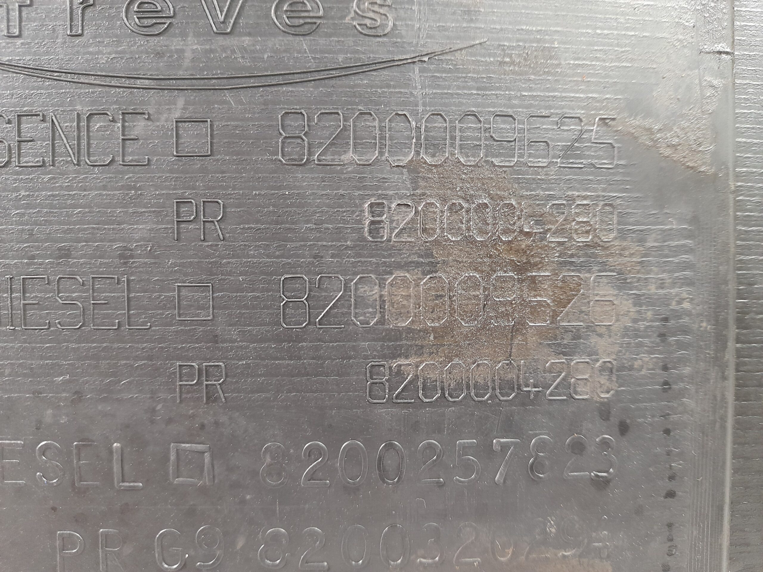 cubrecarter_8200009625_renault_laguna_ii_bg0_1_6