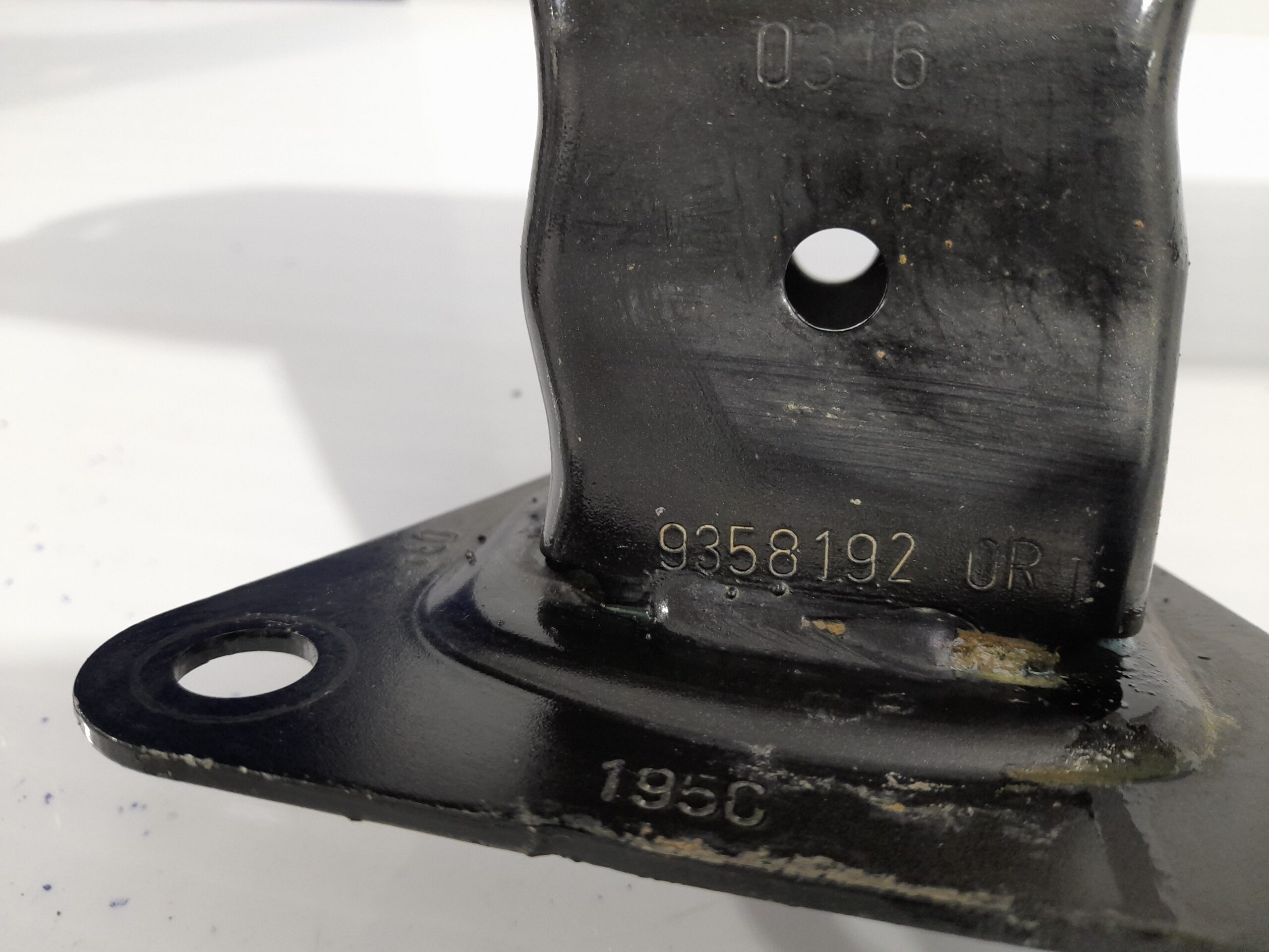 refuerzo_paragolpes_trasero_93581920r_renault_kangoo_1_5_dci_diesel_fap