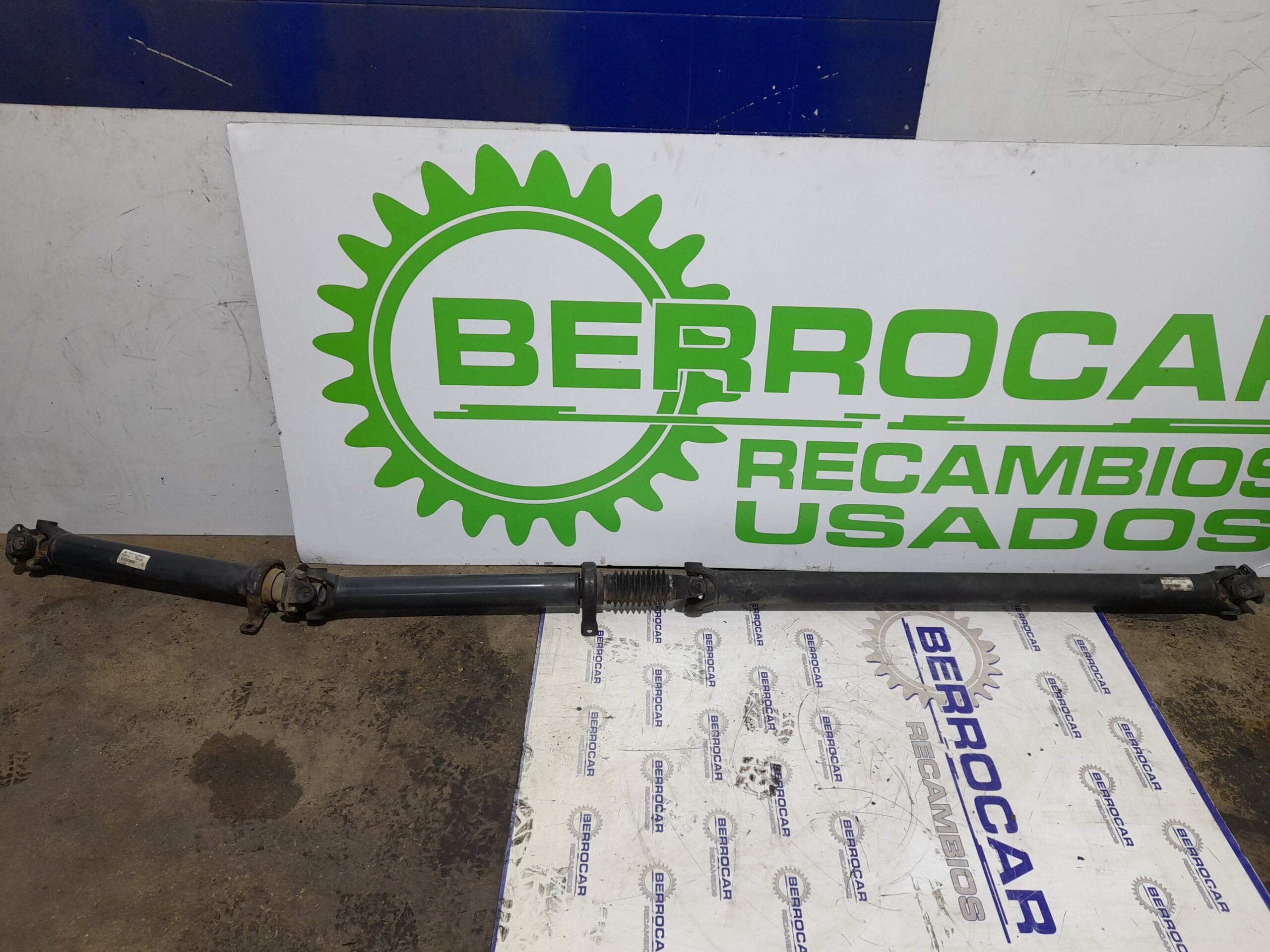 transmision_central_500391612_iveco_daily_caja_cerrada_2006_3_0_diesel