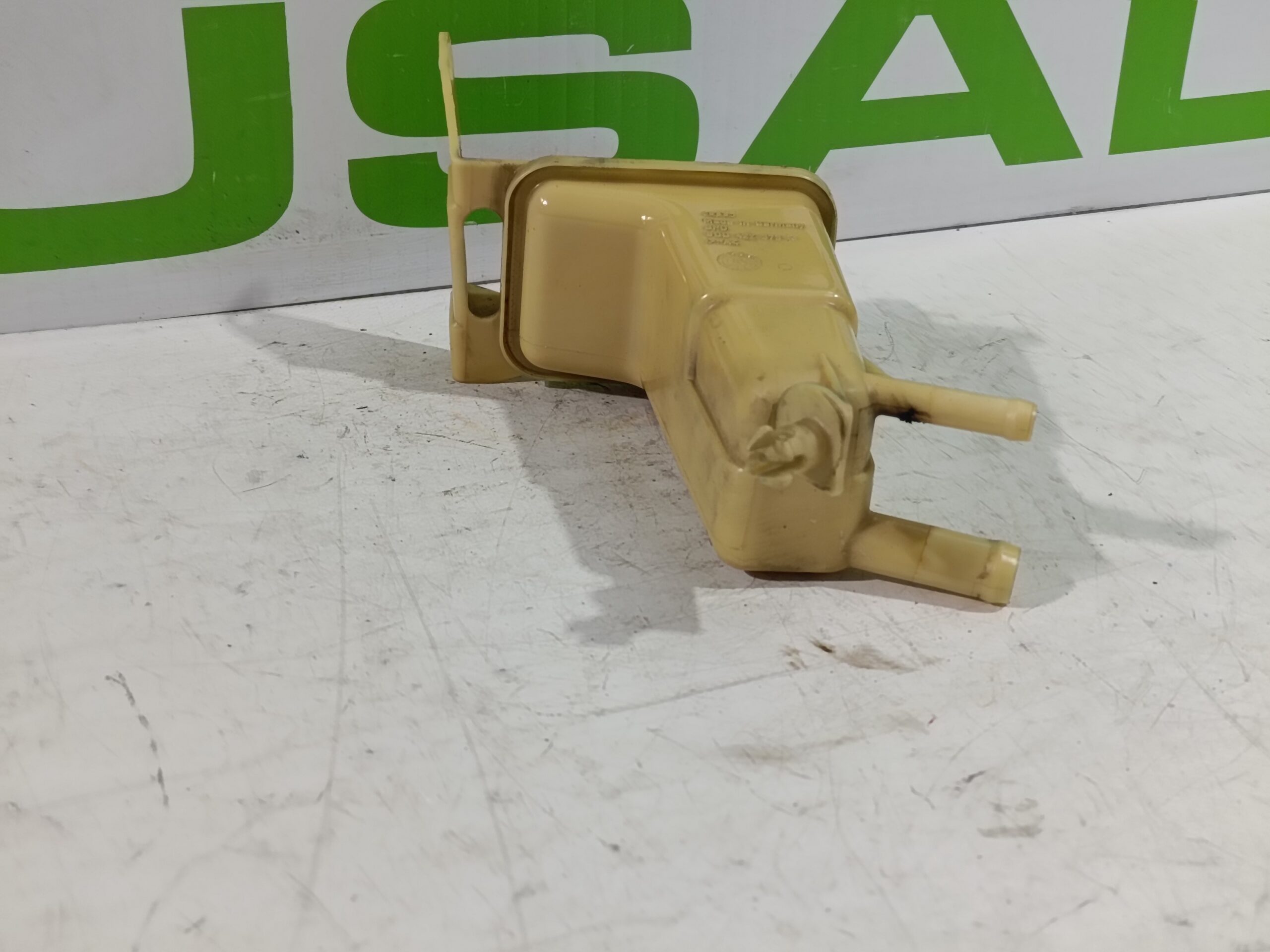 deposito_servo_8d0422373_audi_a6_berlina_4b2_2_5_tdi_quattro