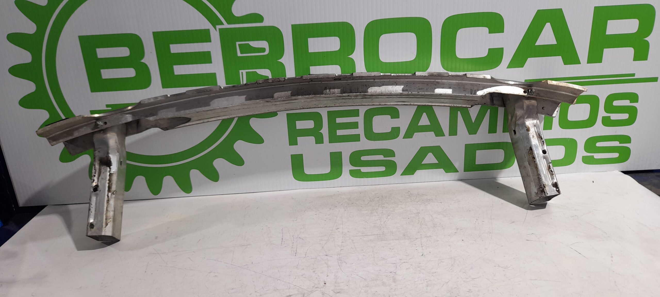 refuerzo_paragolpes_trasero_4z7807313_audi_a6_berlina_4b2_2_5_tdi_quattro