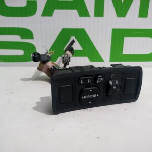 mando_retrovisor_777669_toyota_avensis_wagon_t25_2_0_d_cat