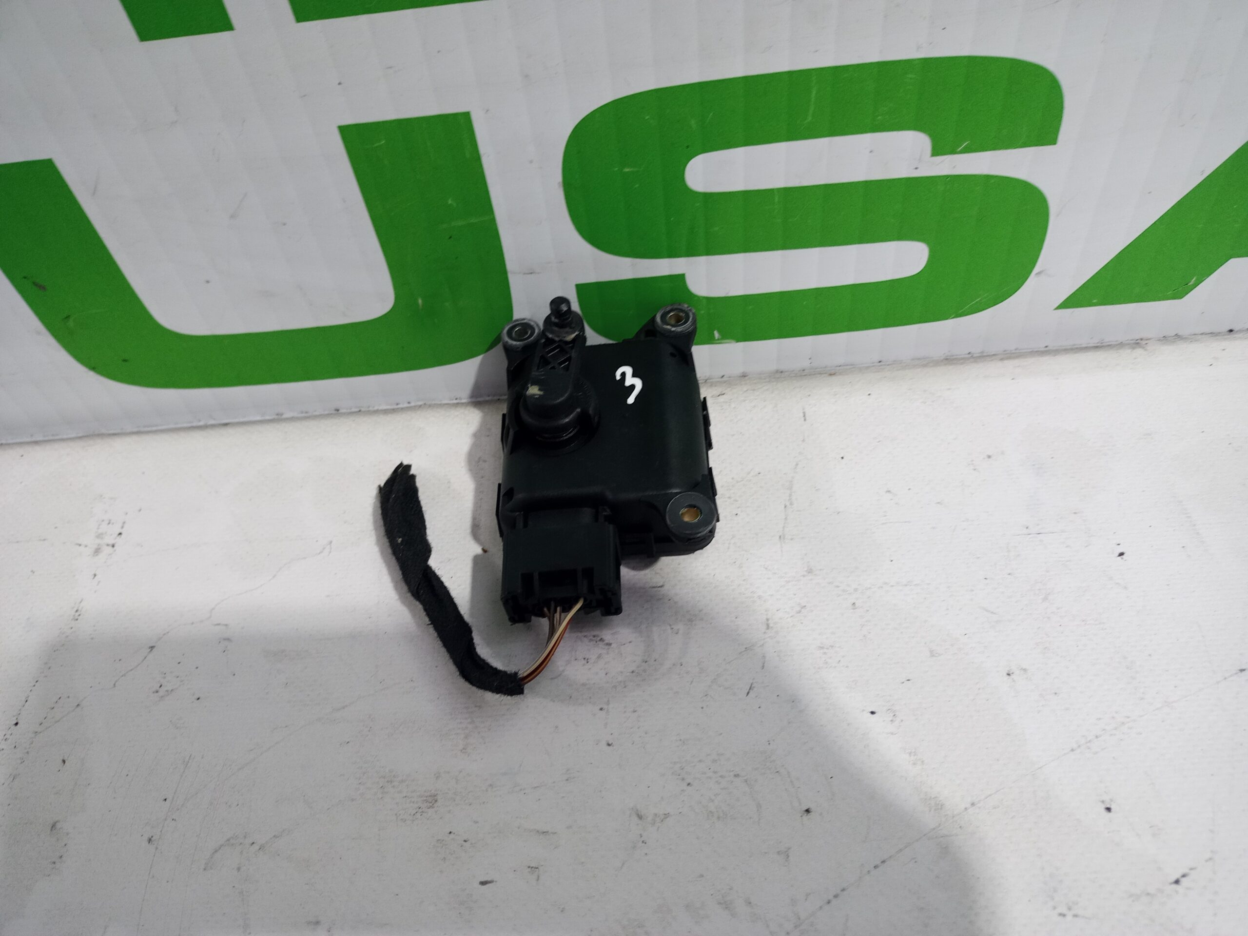 motor_apertura_trampillas_4b1820511l_audi_a6_berlina_4b2_2_5_tdi_quattro