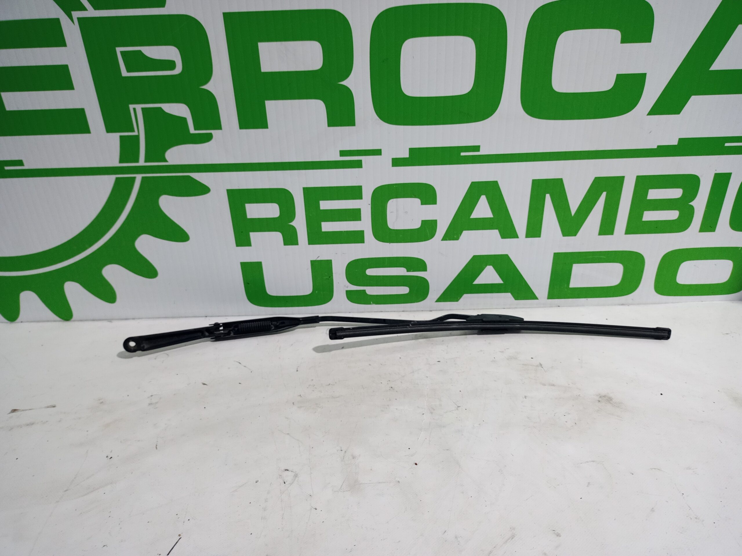 brazo_limpia_delantero_izquierdo_90559553_opel_astra_g_berlina_1_6_16v