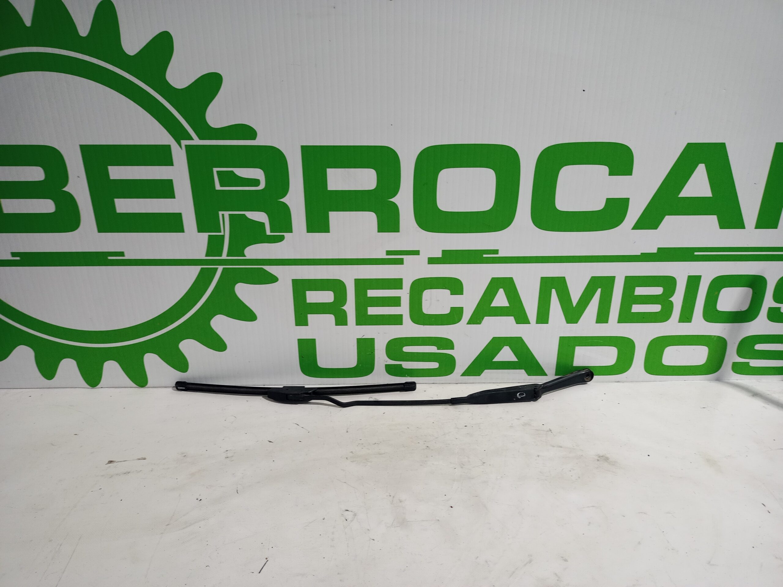 brazo_limpia_delantero_derecho_90559554_opel_astra_g_berlina_1_6_16v