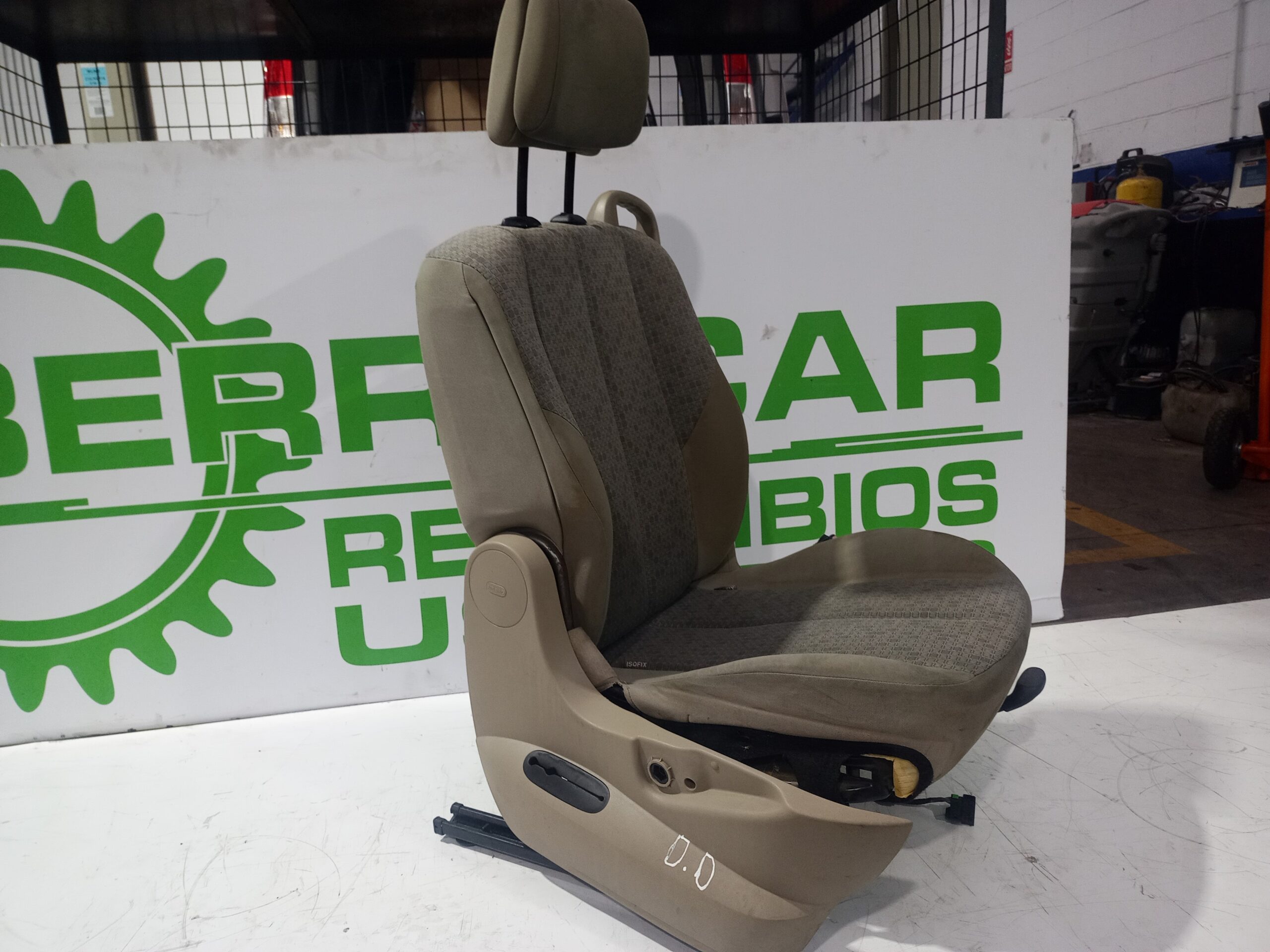 asiento_delantero_derecho_7701069093_renault_scenic_ii_1_9_dci_diesel