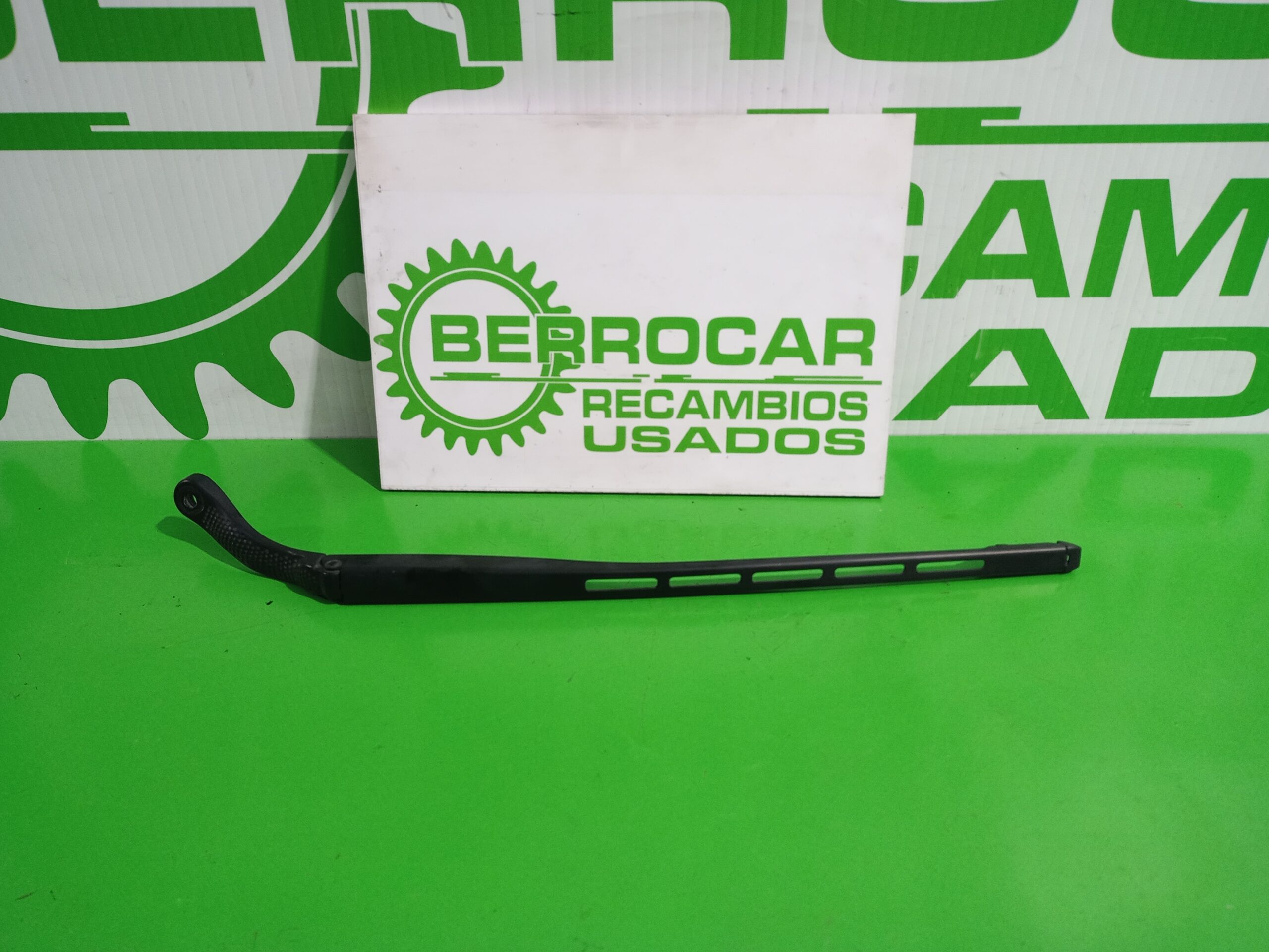 brazo_limpia_delantero_izquierdo_9650104080_citr_n_c4_berlina_1_6_16v_hdi