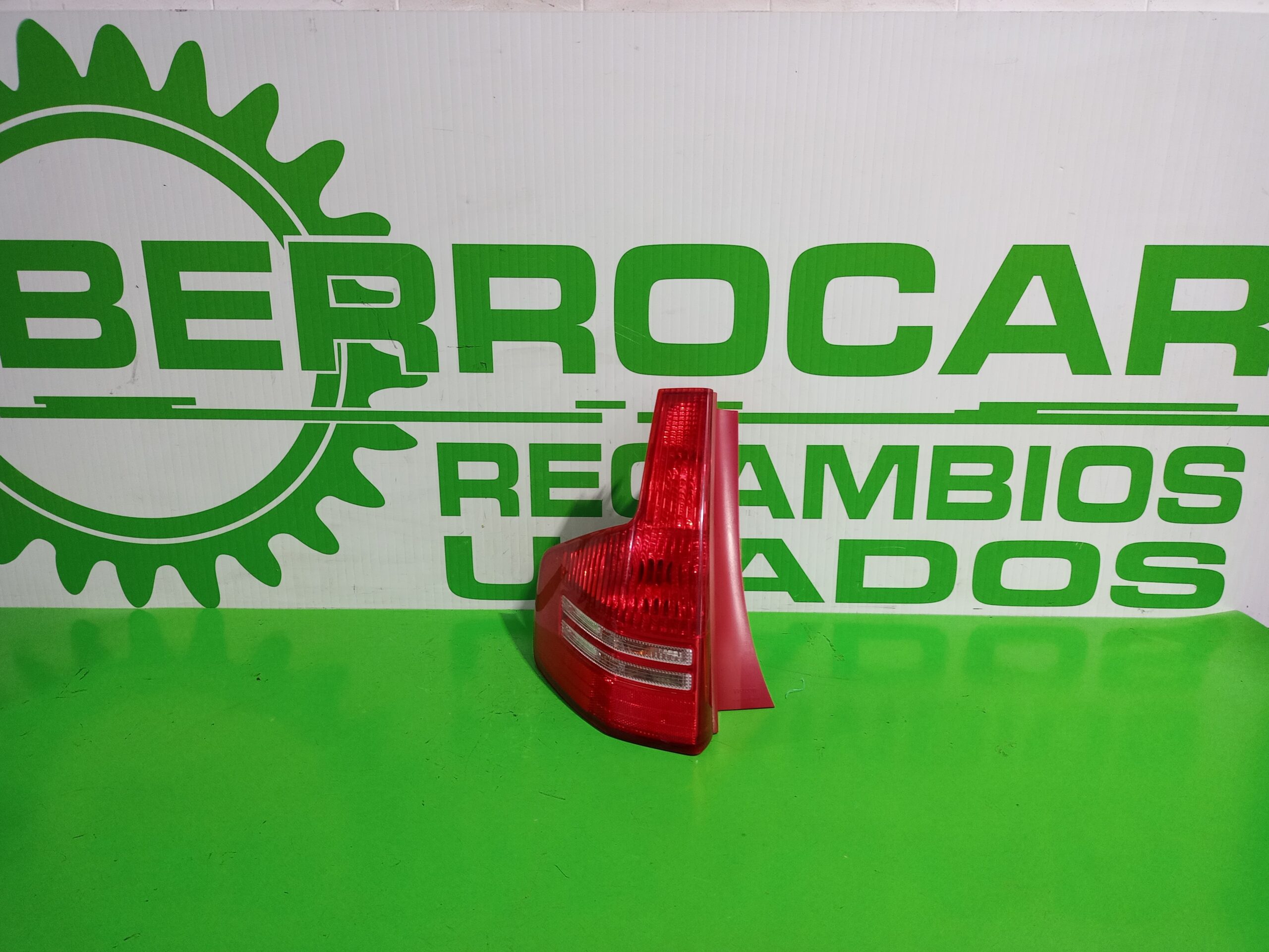 piloto_trasero_izquierdo_9655864080_citr_n_c4_berlina_1_6_16v_hdi