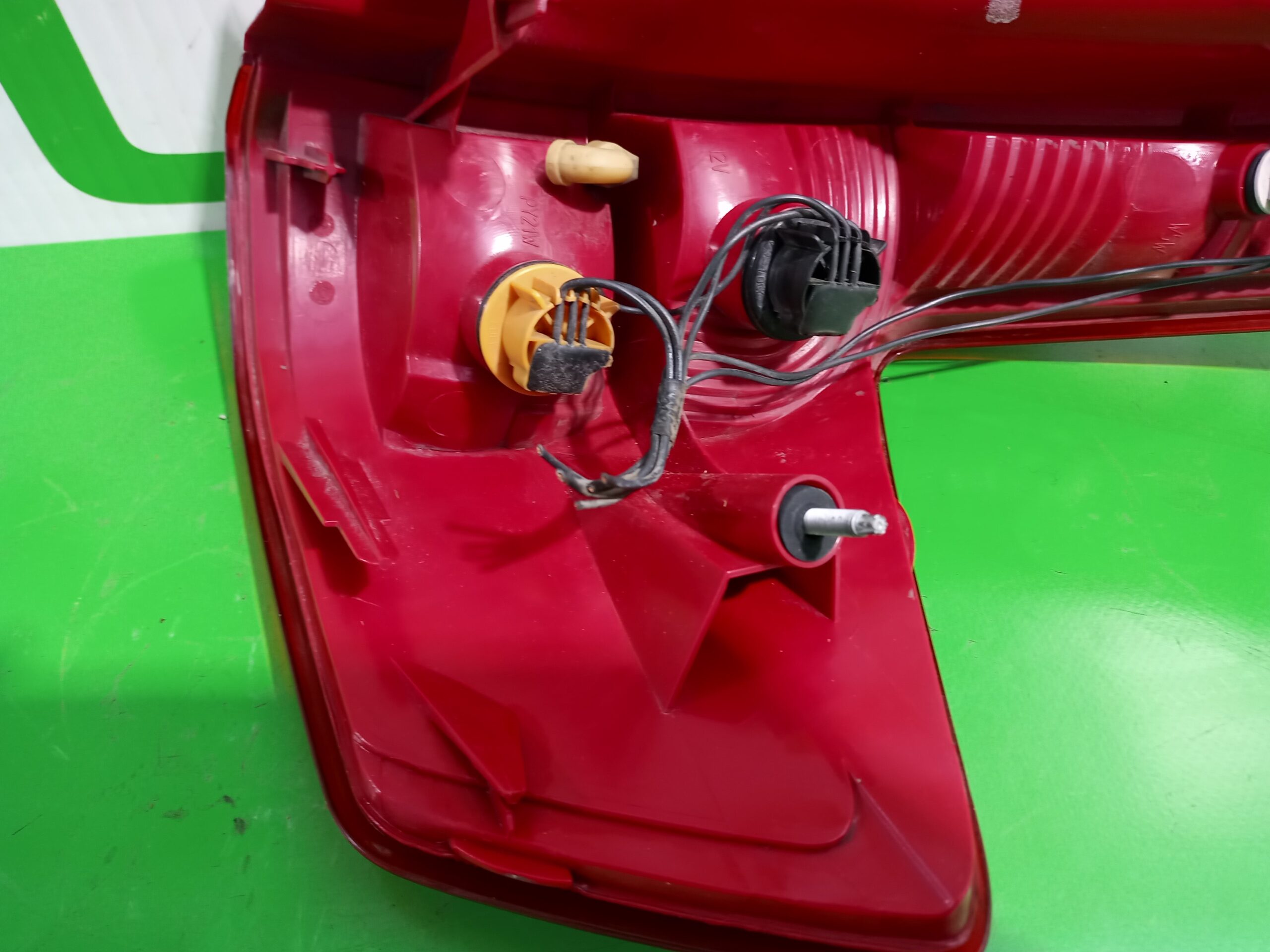 piloto_trasero_izquierdo_9655864080_citr_n_c4_berlina_1_6_16v_hdi