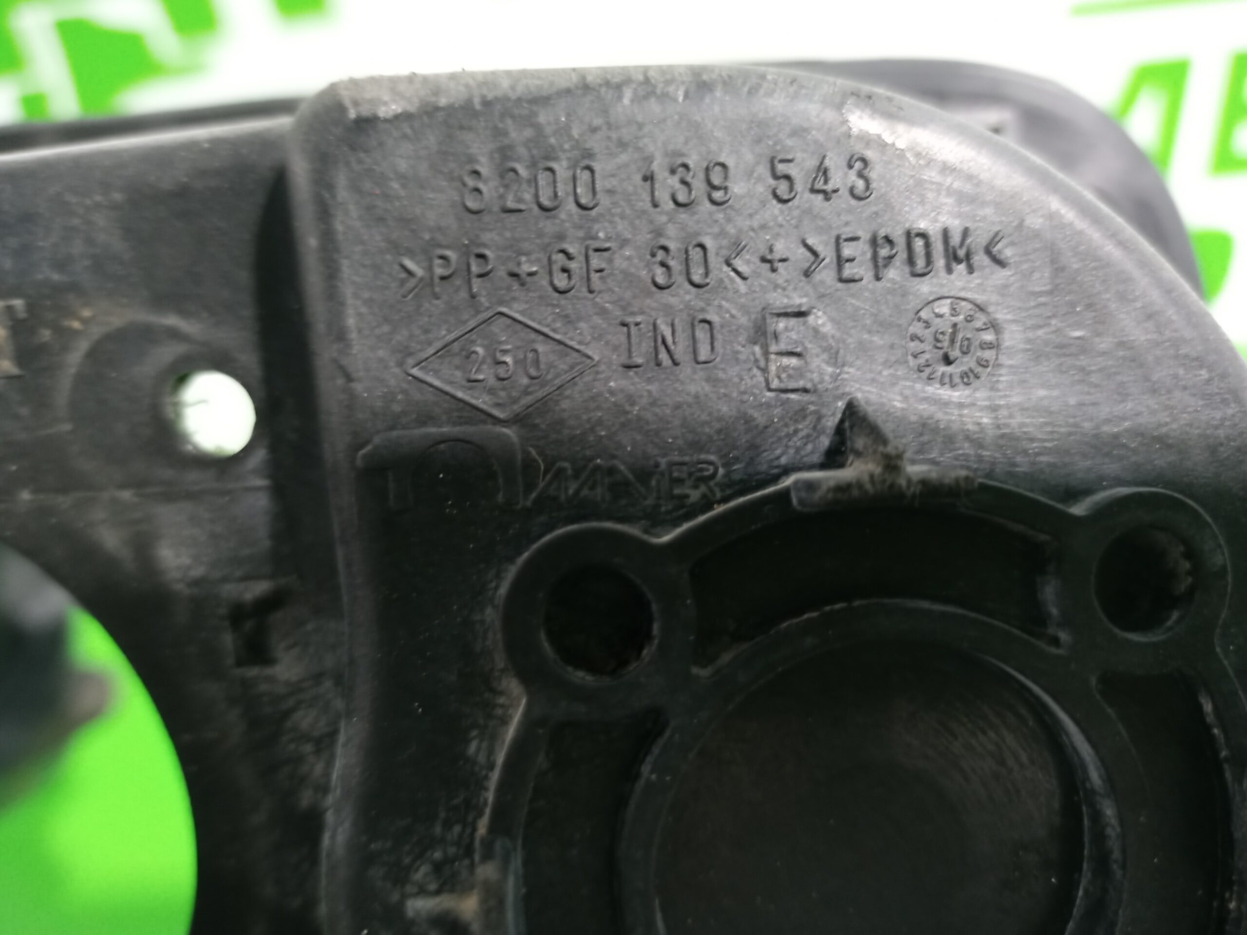 tapa_exterior_combustible_8200139543_renault_scenic_ii_1_5_dci_diesel