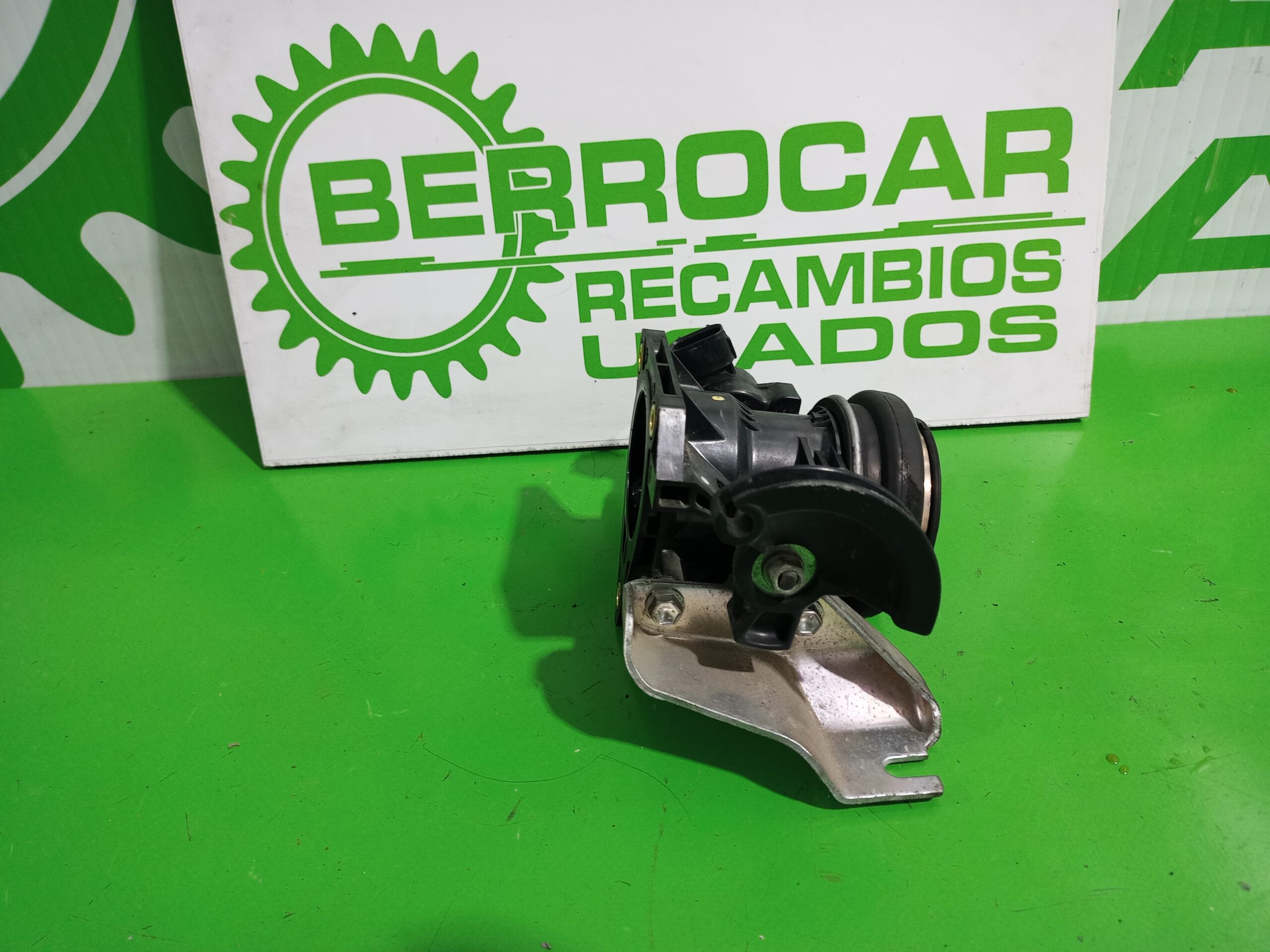 caja_mariposa_222100j010_toyota_yaris_ncp1_nlp1_scp1_1_0_cat