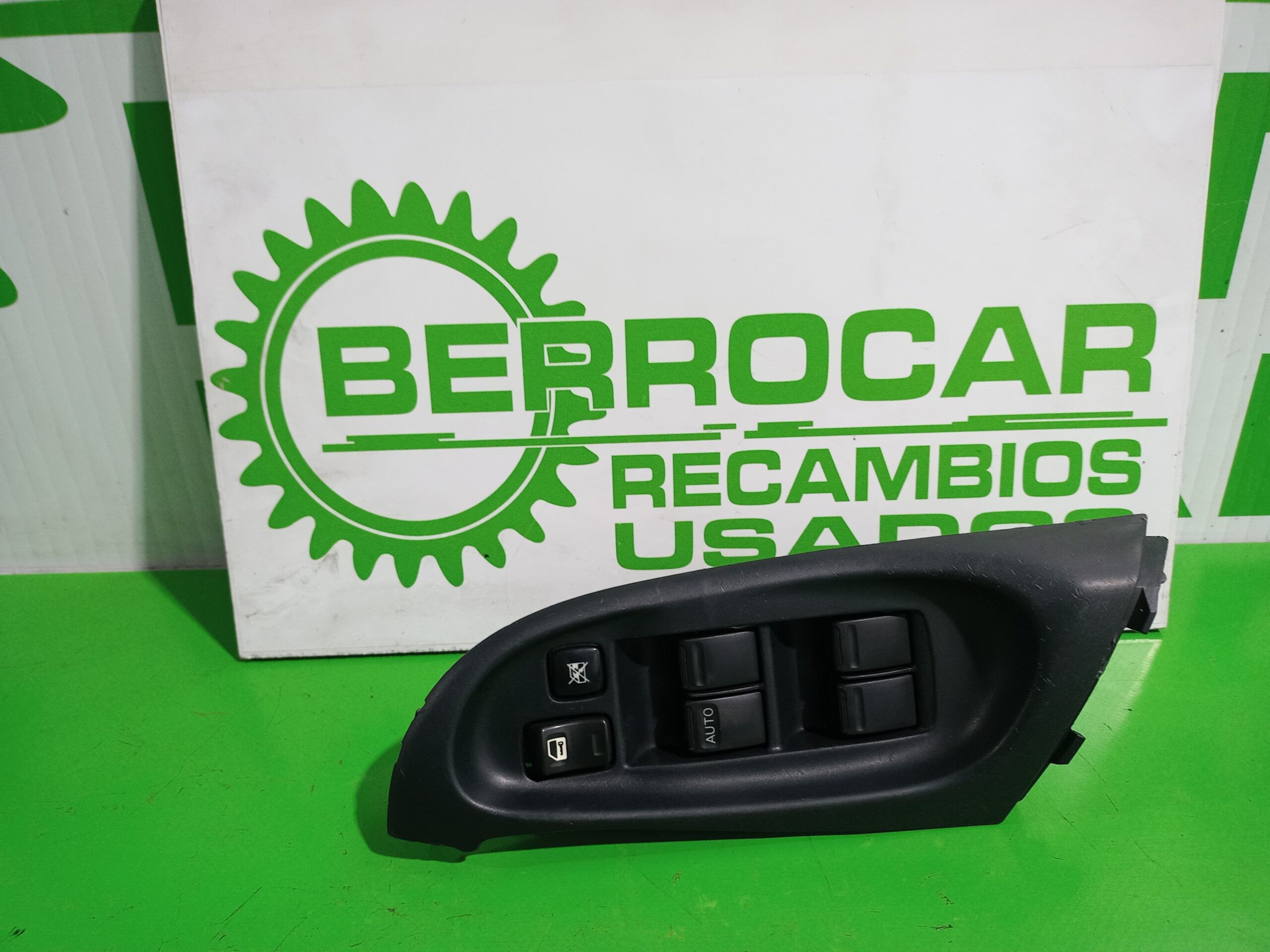 mando_elevalunas_delantero_izquierdo_80961_nissan_almera_n16_e_1_5_dci_turbodiesel_cat