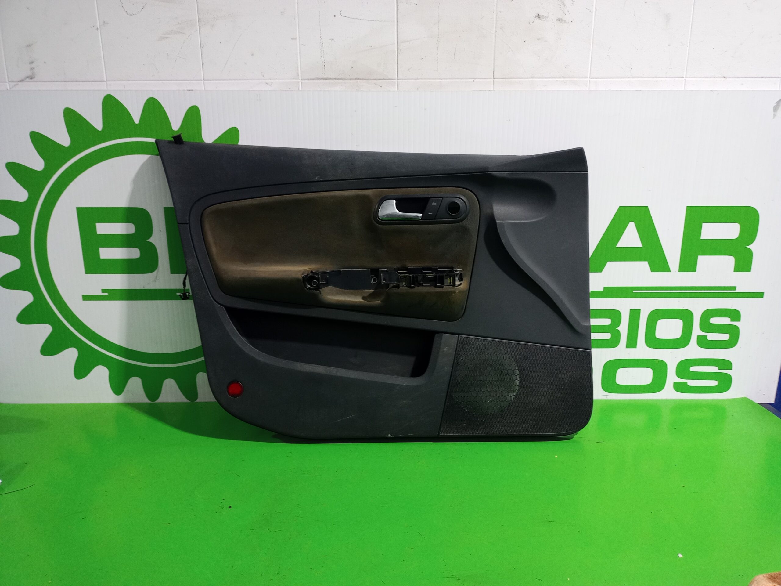 guarnecido_puerta_delantera_izquierda_6l4867011_seat_ibiza_6l1_1_9_sdi