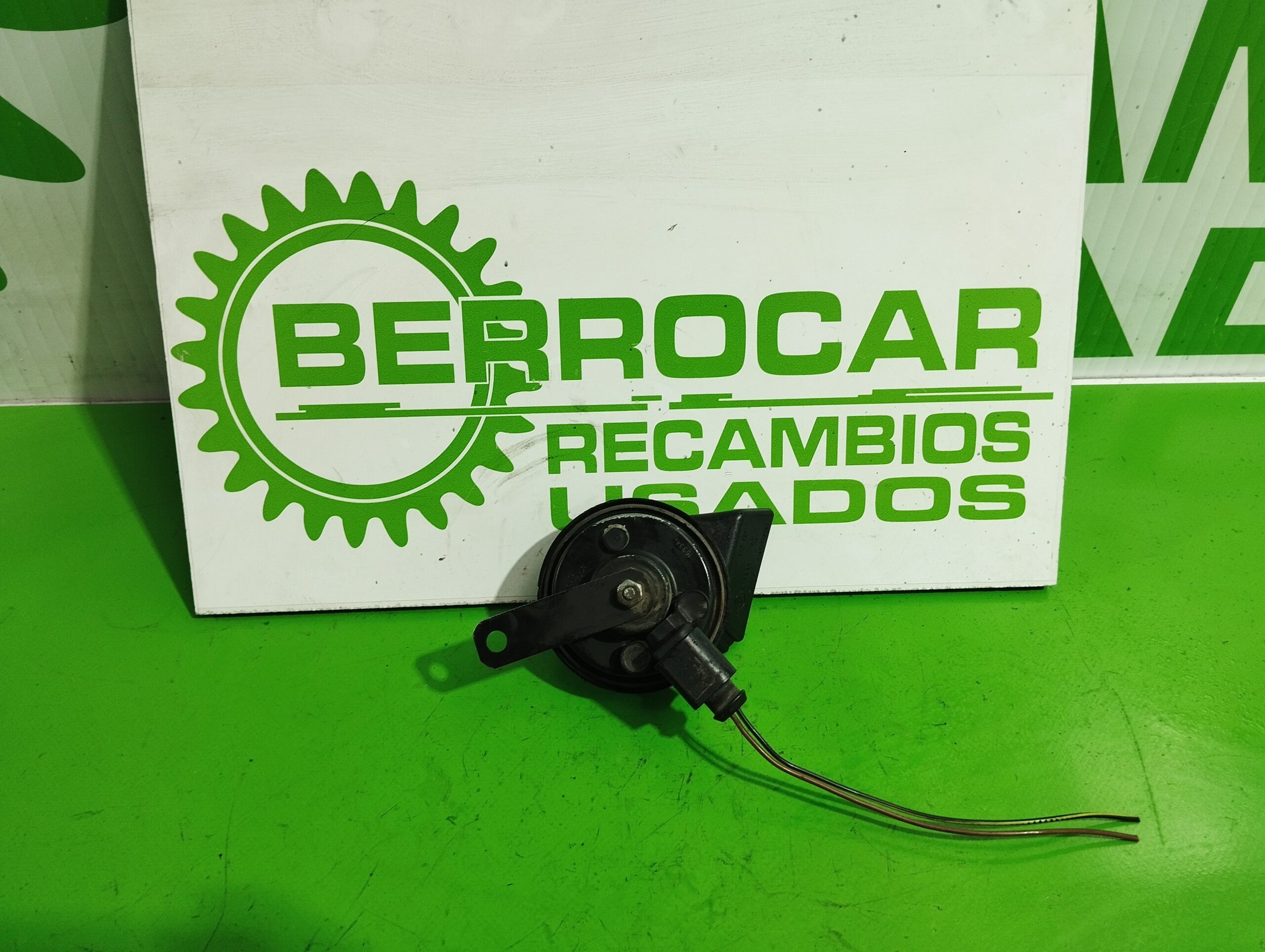 claxon_e1000233_seat_ibiza_6l1_1_9_sdi