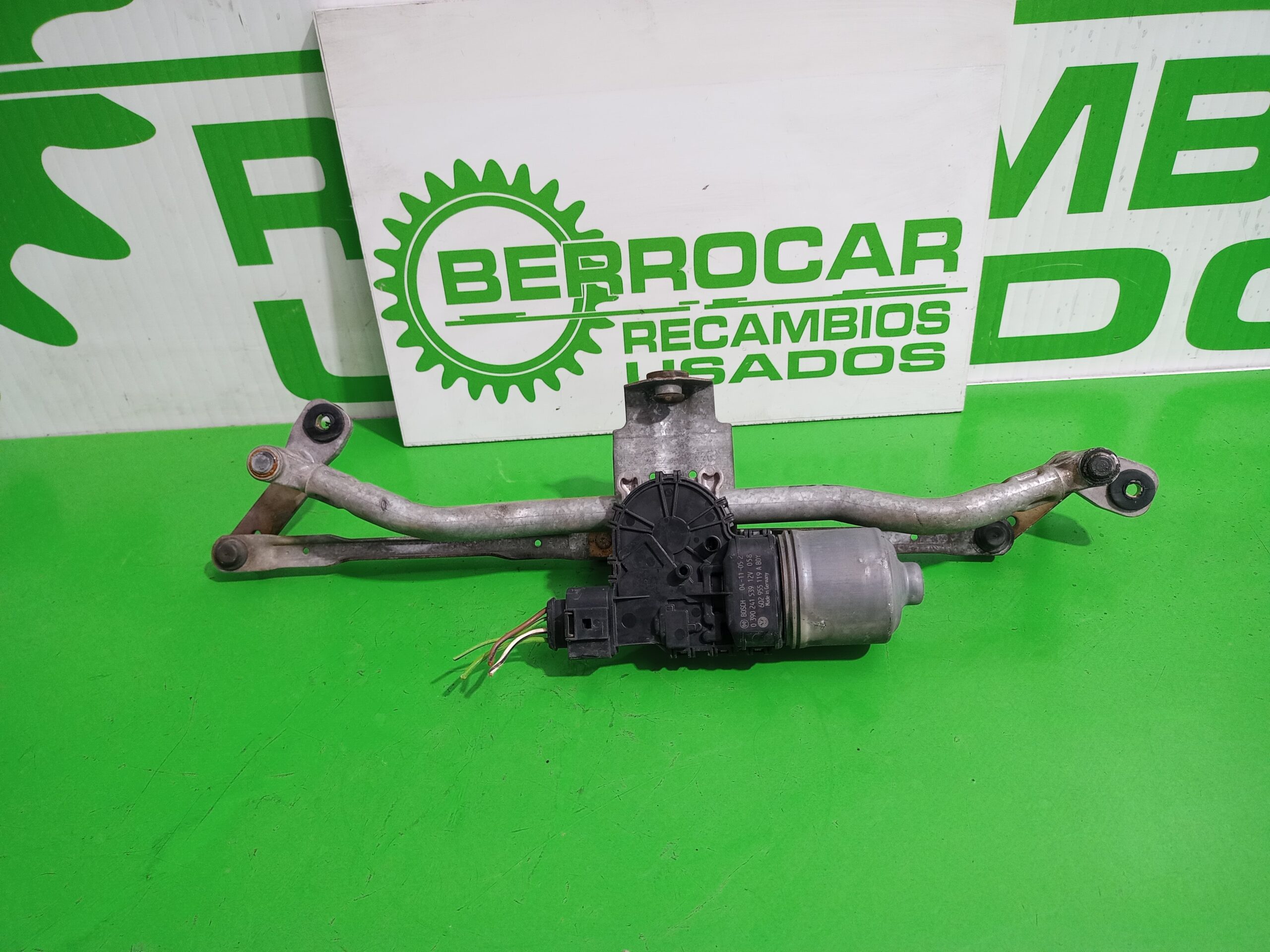 motor_limpia_delantero_0390241539_seat_ibiza_6l1_1_9_sdi