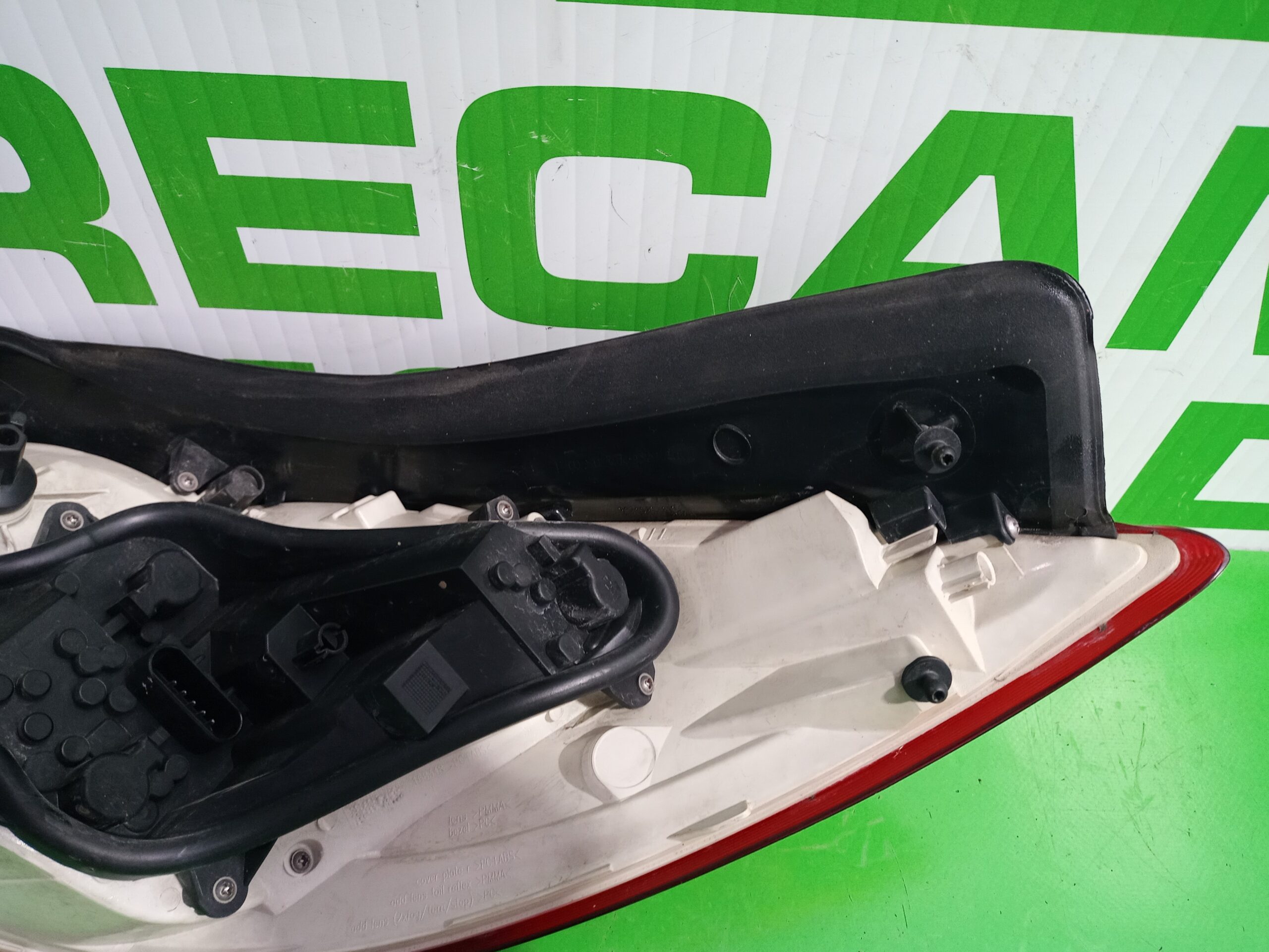 piloto_trasero_izquierdo_13279621_opel_insignia_berlina_2_0_cdti_cat