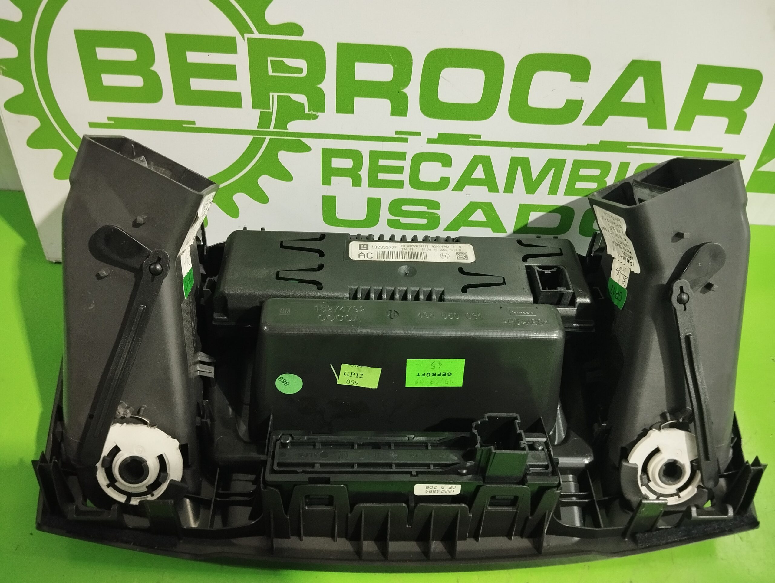 pantalla_multifuncion_13233977f_opel_insignia_berlina_2_0_cdti_cat