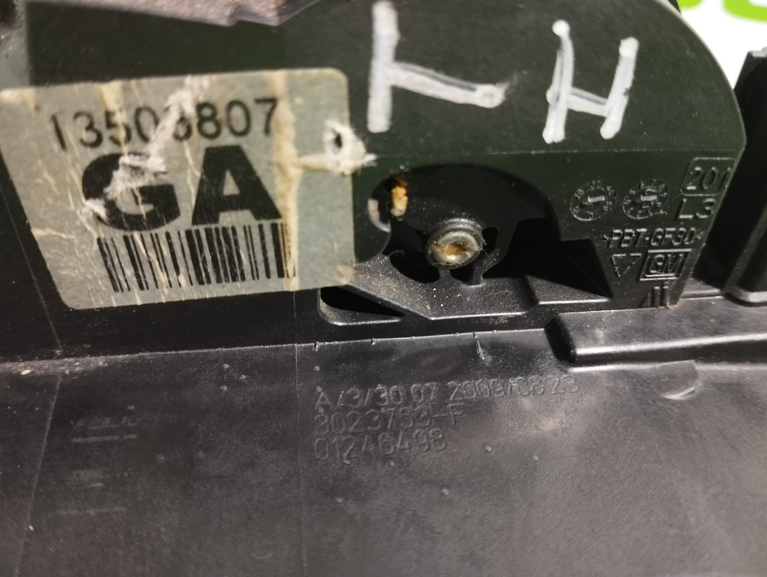 cerradura_puerta_trasera_izquierda_13503807_opel_insignia_berlina_2_0_cdti_cat