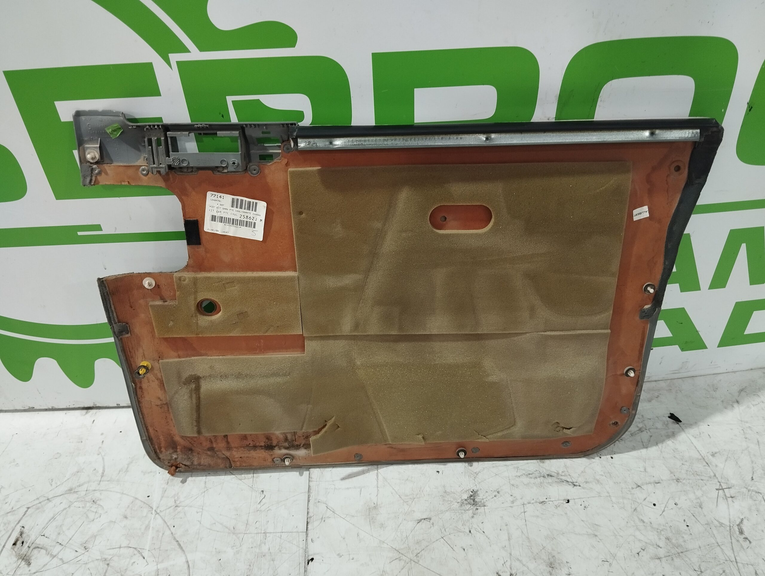 guarnecido_puerta_trasera_izquierda_9399gs_citr_n_evasion_1_9_turbodiesel