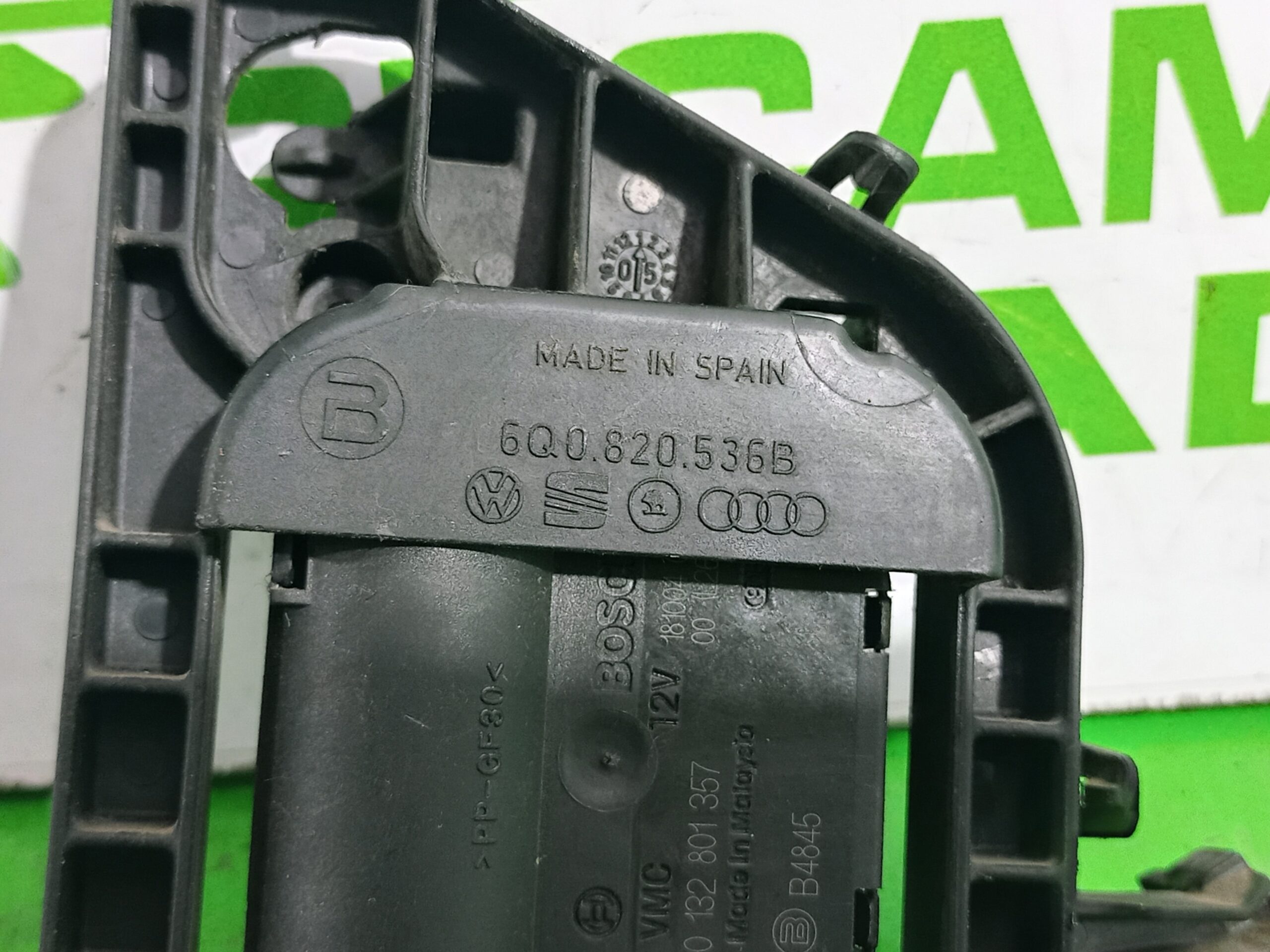 motor_apertura_trampillas_0132801357_skoda_fabia_6y2_6y3_1_2_12v