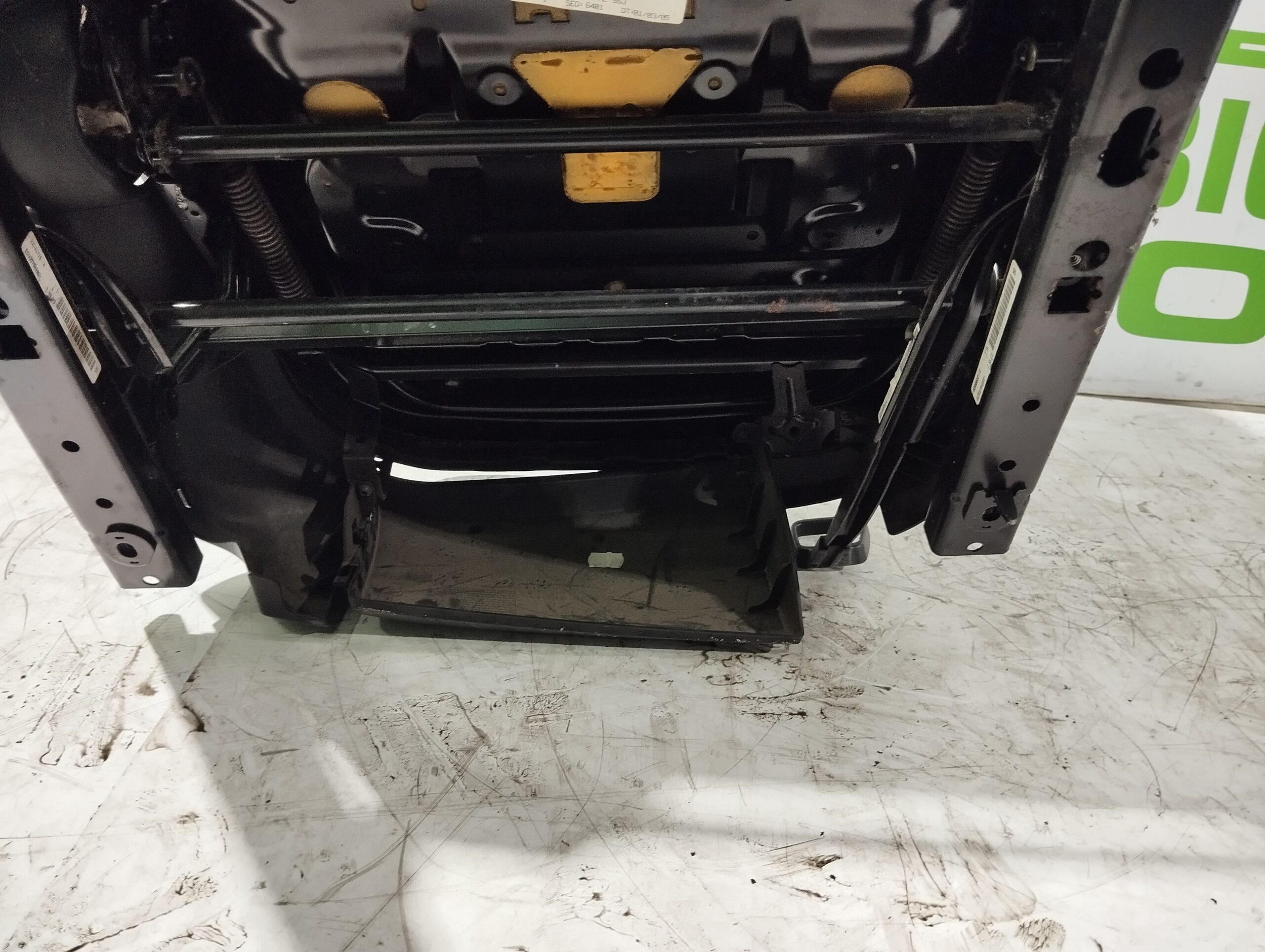 asiento_delantero_izquierdo_6y4881021l_skoda_fabia_6y2_6y3_1_2_12v