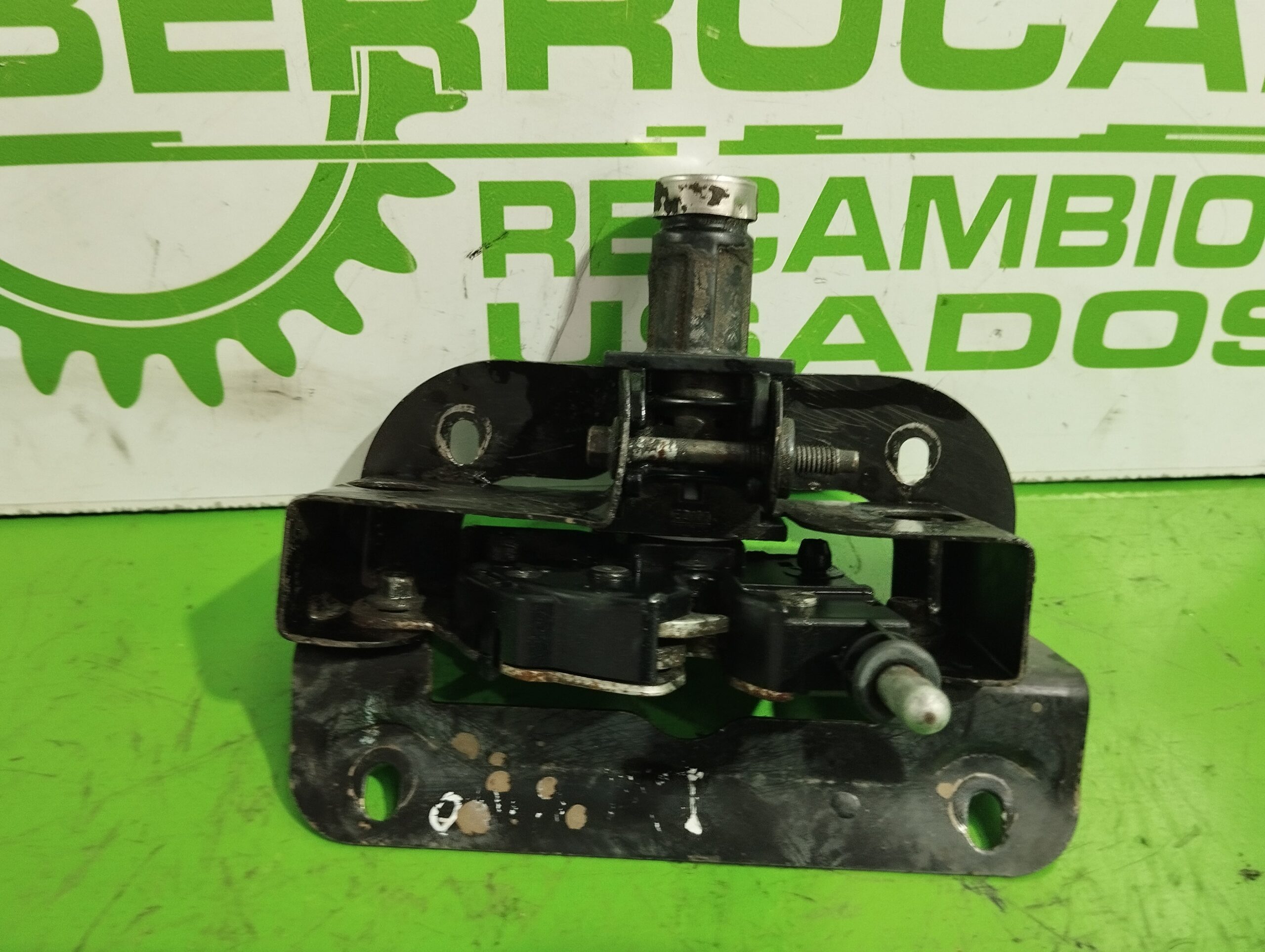 cerradura_capo_pm2t1416774aa_ford_transit_connect_tc7_1_8_tdci_cat