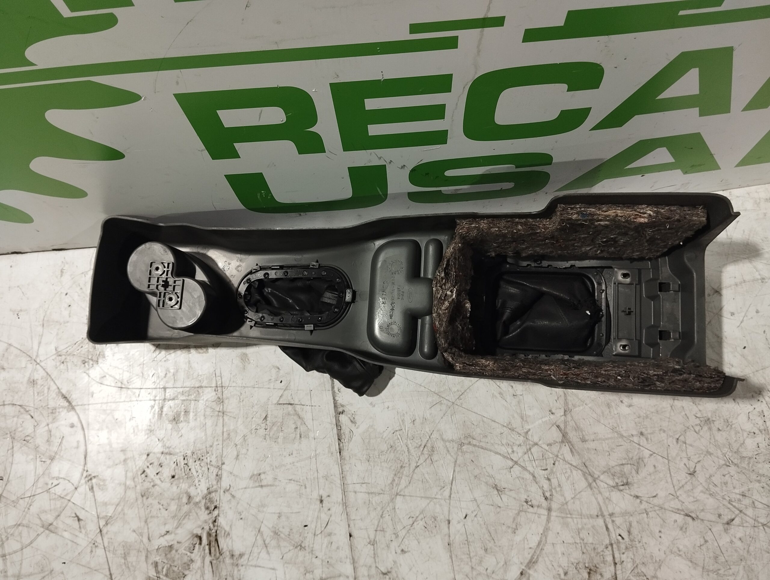 consola_central_2t14vo45a74cbw_ford_transit_connect_tc7_1_8_tdci_cat