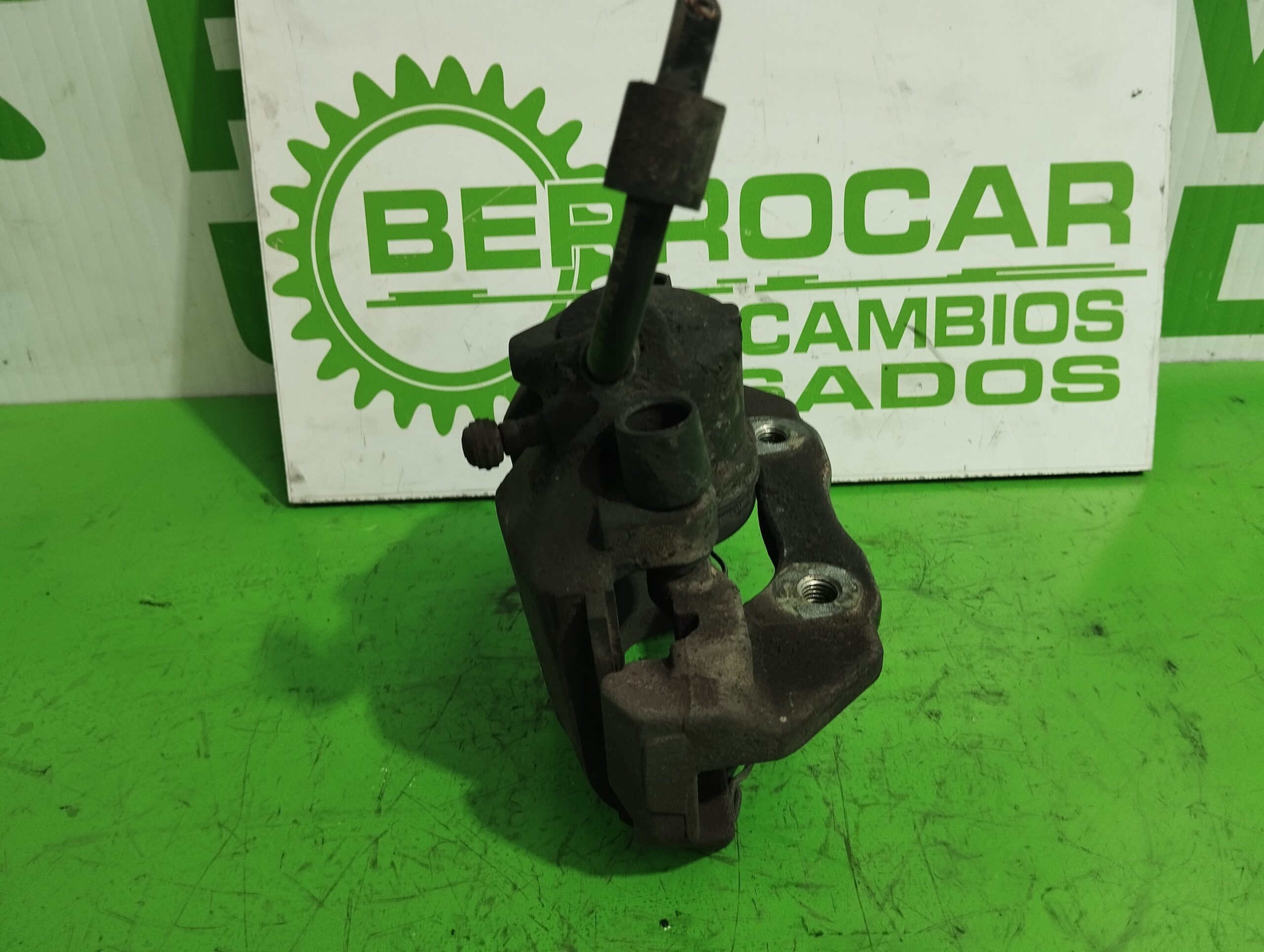 pinza_de_freno_delantera_izquierda_5039057_ford_transit_connect_tc7_1_8_tdci_cat