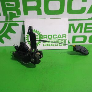 cerradura_puerta_delantera_izquierda_264aa21813_ford_focus_berlina_cak_1_8_tddi_turbodiesel_cat