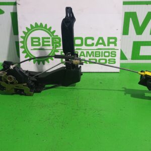 cerradura_puerta_delantera_izquierda_264aa21812_ford_focus_berlina_cak_1_8_tddi_turbodiesel_cat