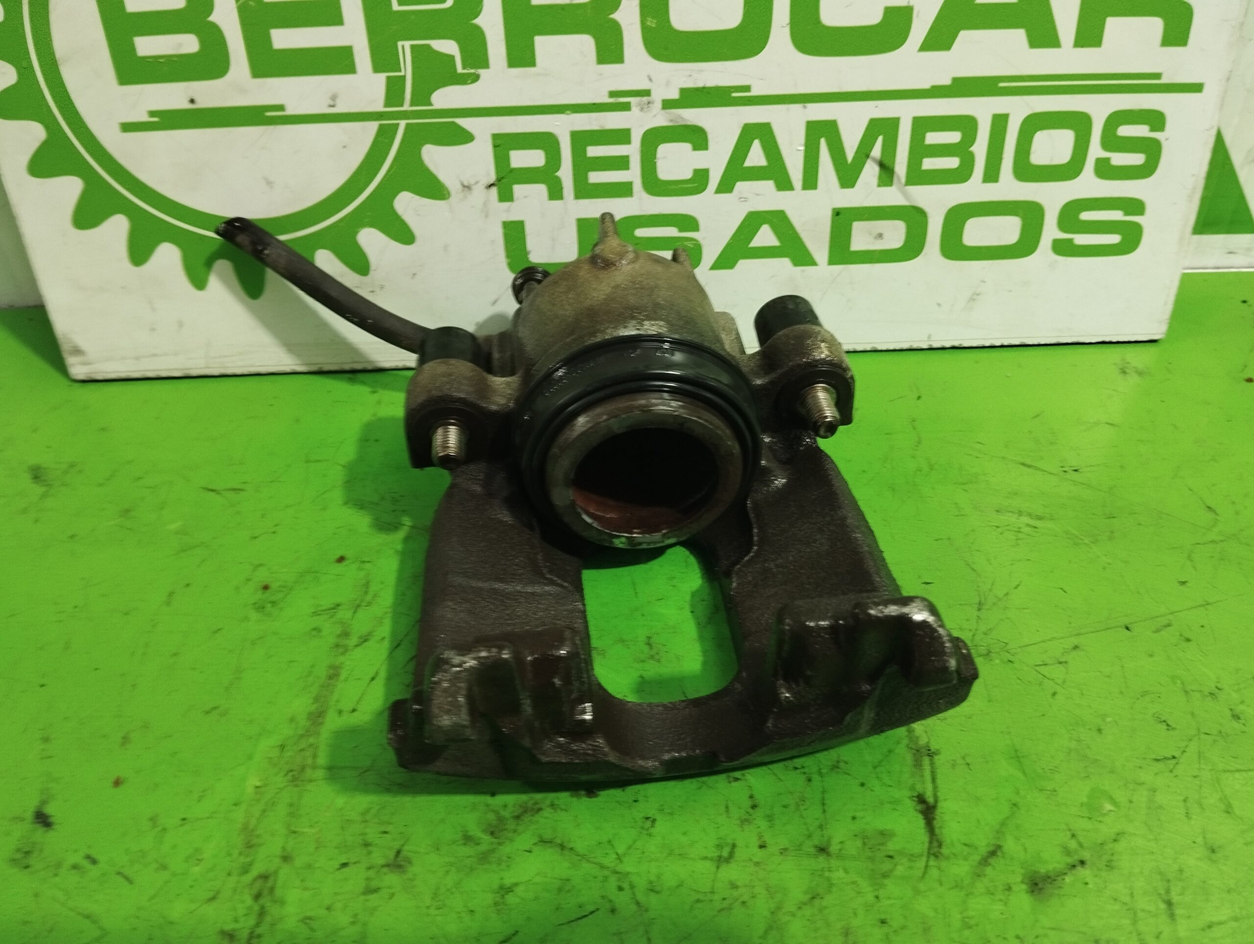 pinza_de_freno_trasera_izquierda_1478419_ford_focus_berlina_cak_1_8_tddi_turbodiesel_cat