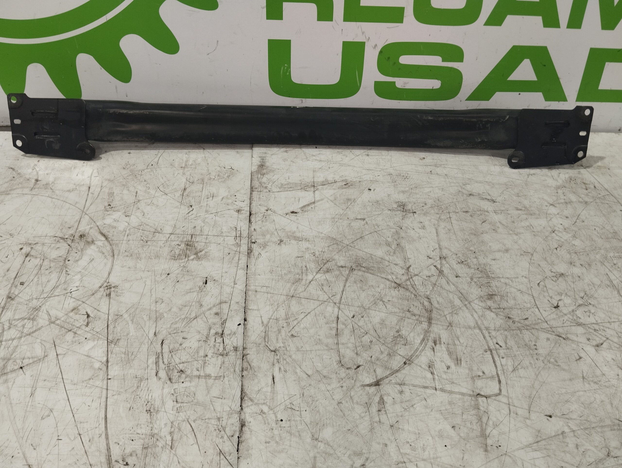 refuerzo_paragolpes_trasero_1109804_ford_focus_berlina_cak_1_8_tddi_turbodiesel_cat