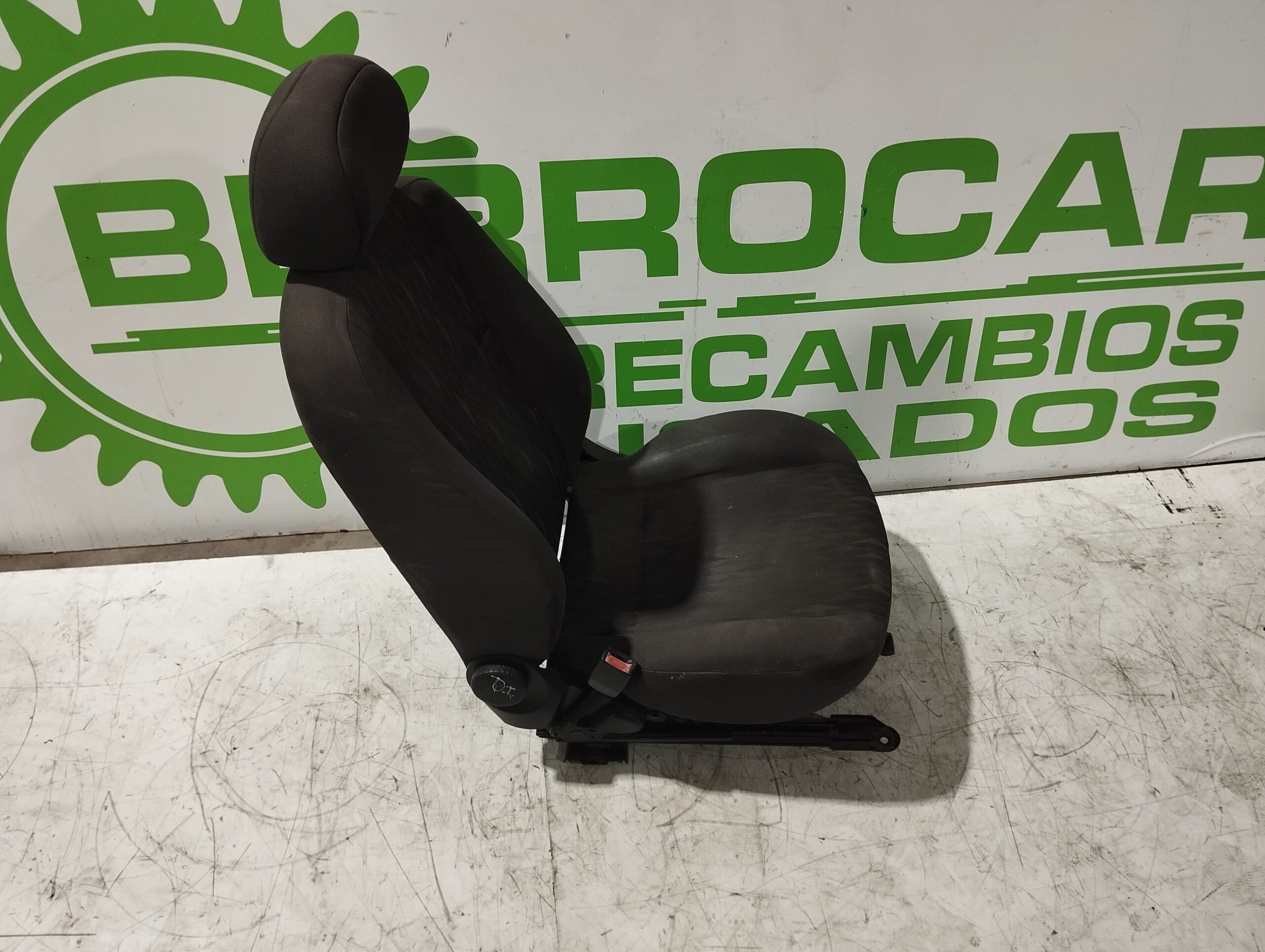 asiento_delantero_izquierdo_4485428_ford_focus_berlina_cak_1_8_tddi_turbodiesel_cat
