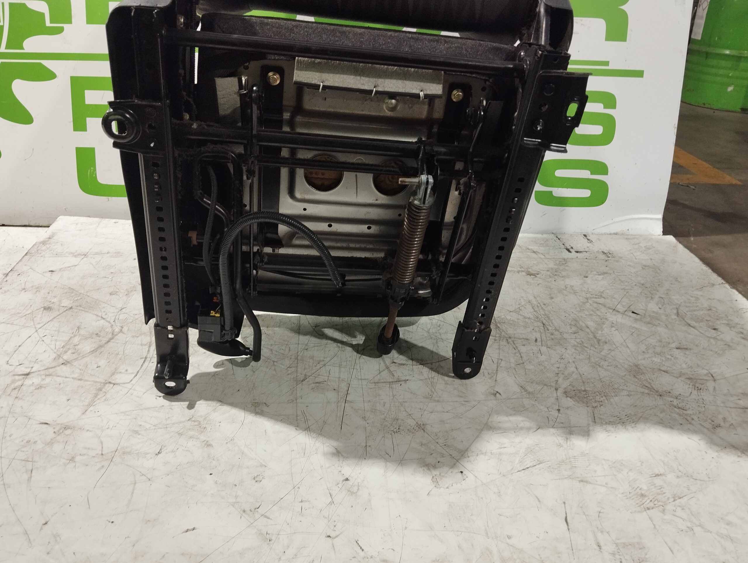 asiento_delantero_izquierdo_4485428_ford_focus_berlina_cak_1_8_tddi_turbodiesel_cat