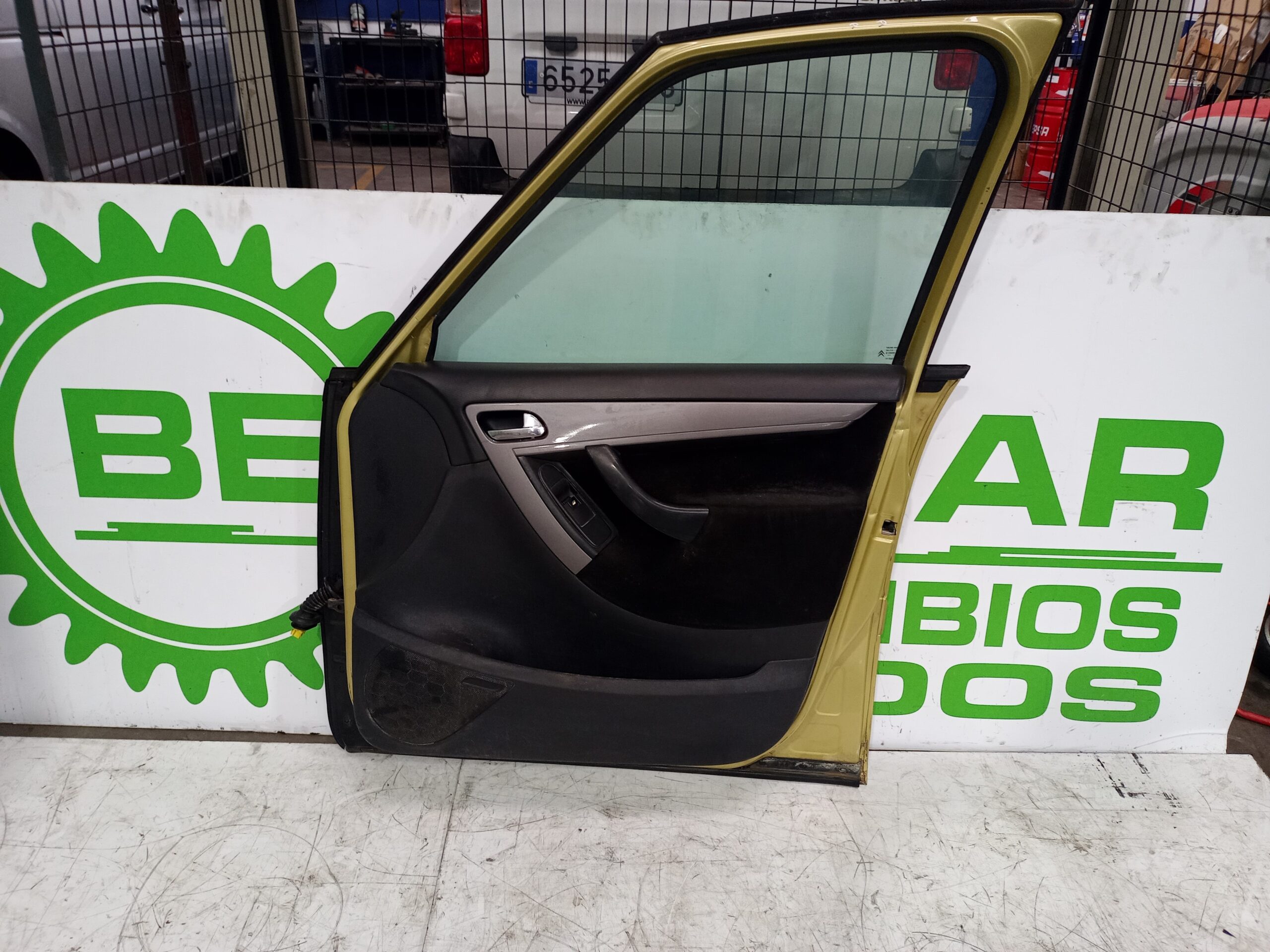 puerta_delantera_derecha_9004y0_citr_n_c4_picasso_1_6_16v_hdi_fap