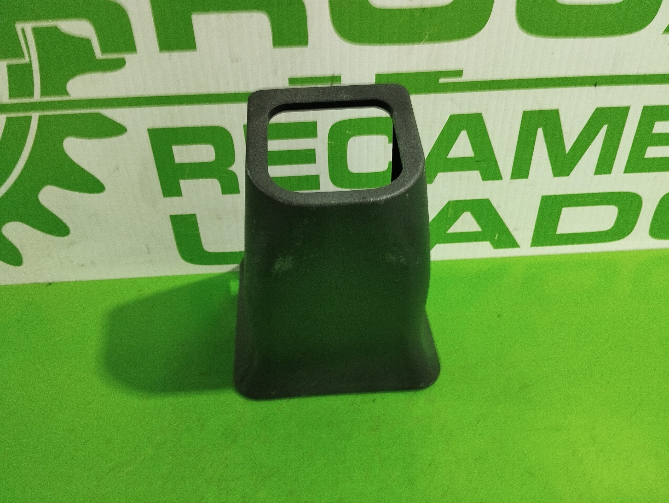 cubierta_palanca_de_cambios_500312442_iveco_daily_caja_cerrada_1999_2_8_diesel_cat