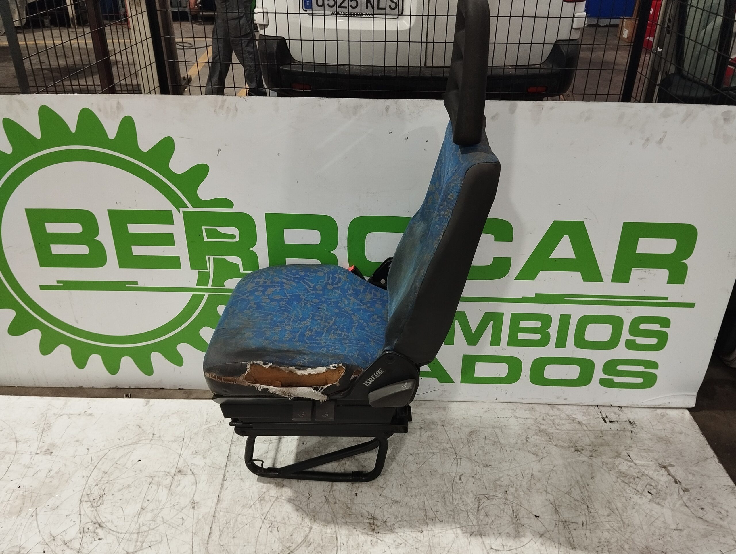 asiento_delantero_izquierdo_500311554_iveco_daily_caja_cerrada_1999_2_8_diesel_cat