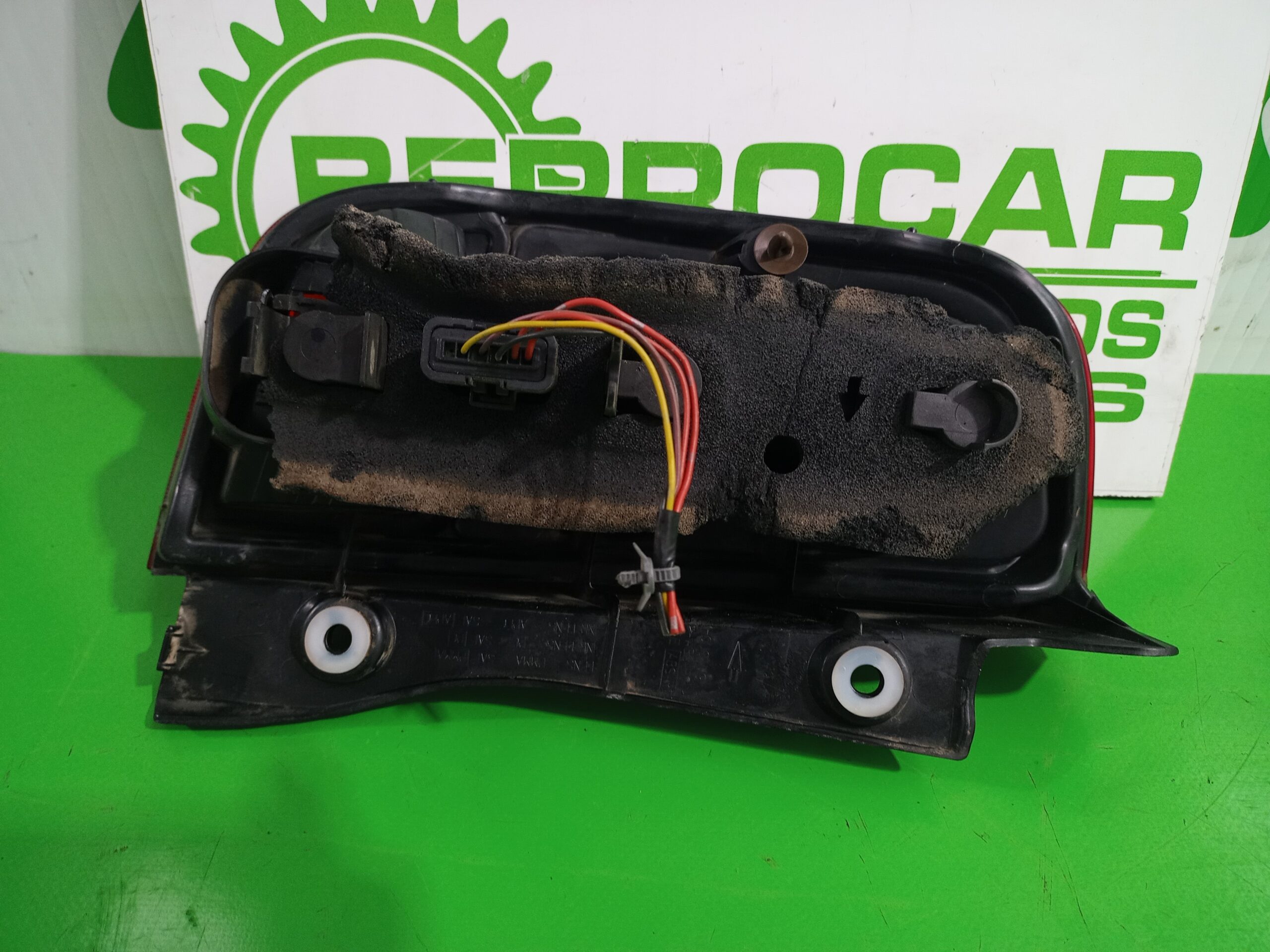 piloto_trasero_derecho_b6550ax720_nissan_micra_k12e