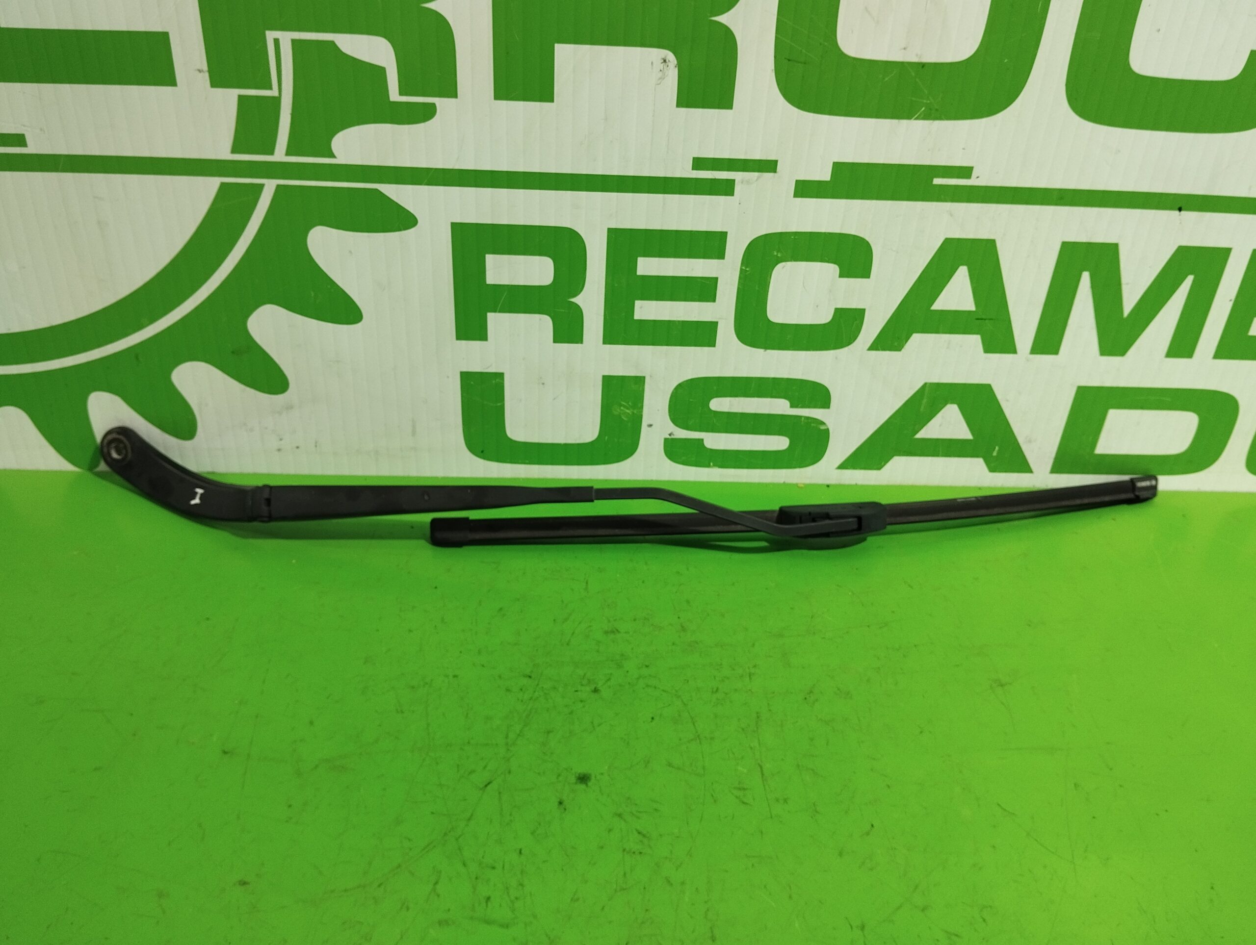 brazo_limpia_delantero_izquierdo_80010987_renault_megane_ii_familiar_1_9_dci_diesel