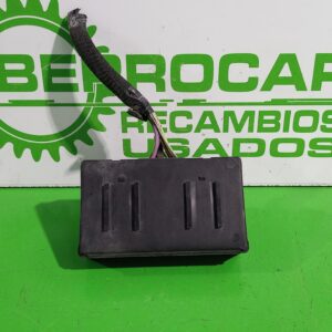 caja_reles_fusibles_9632229480_citr_n_c4_picasso_1_6_16v_hdi_fap