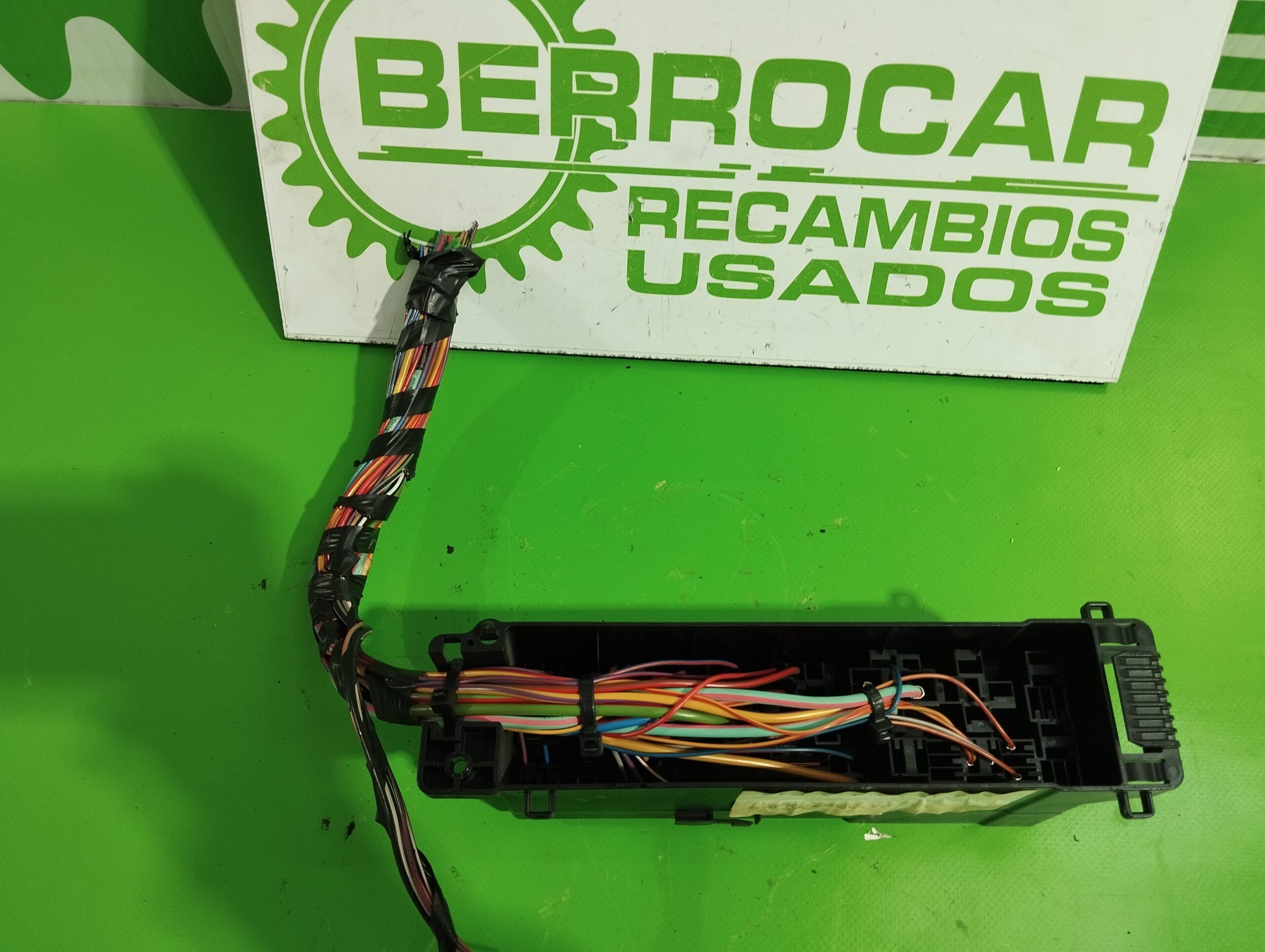 caja_reles_fusibles_55fk02b0c_ford_focus_turn_cb8_1_6_tdci_cat