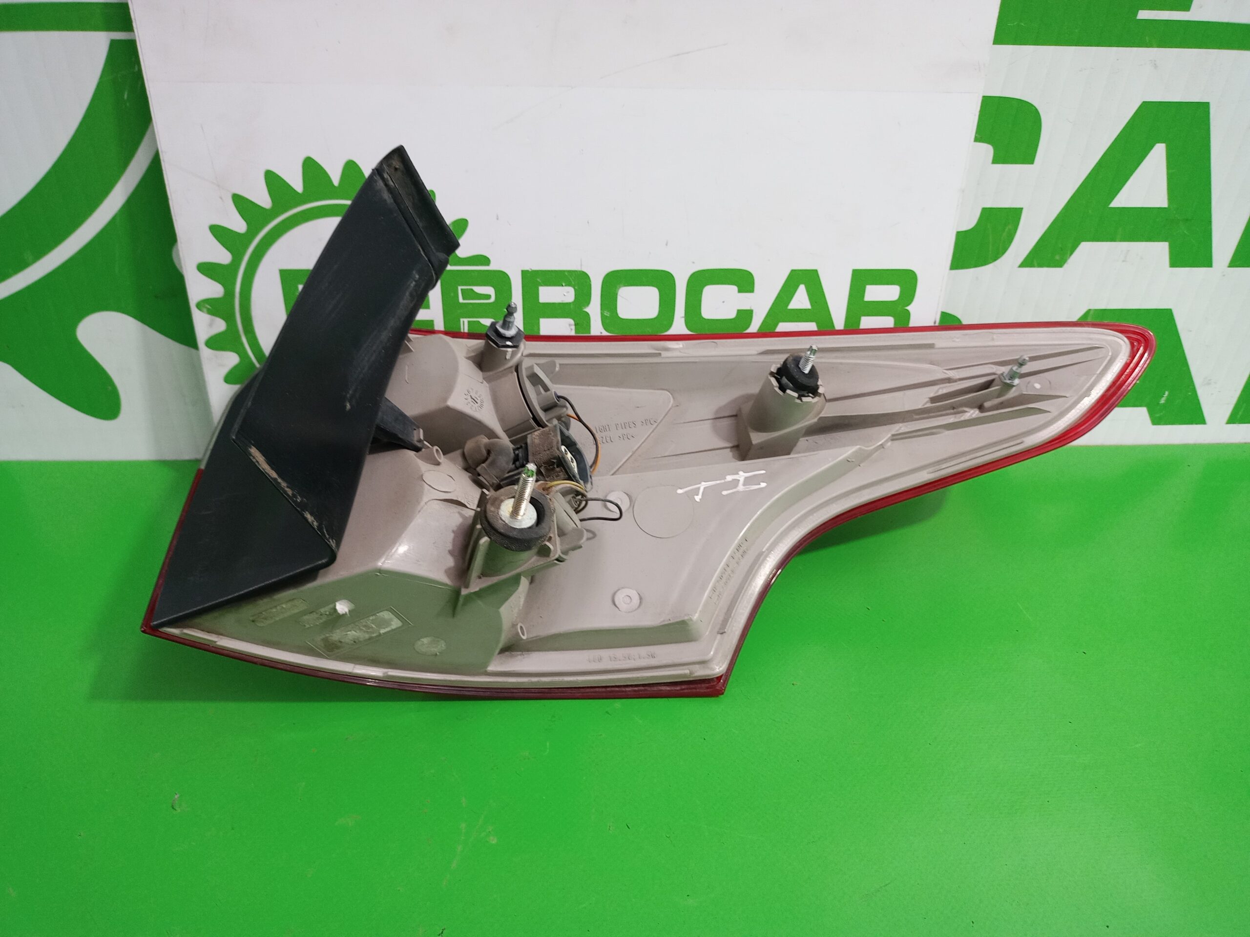 piloto_trasero_izquierdo_1785514_bm5113045_ford_focus_turn_cb8_1_6_tdci_cat