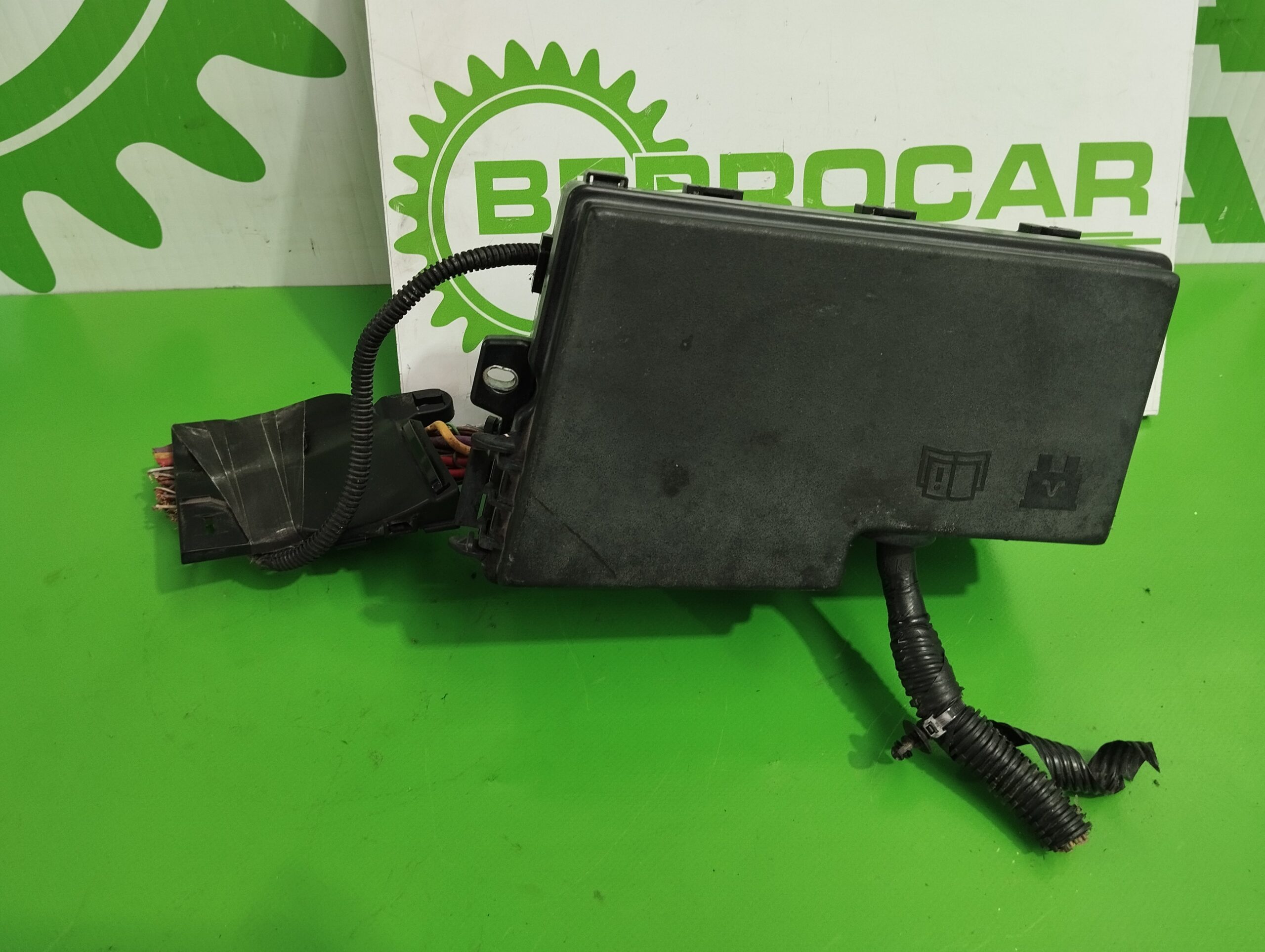 caja_reles_fusibles_5b0q10107_ford_focus_turn_cb8_1_6_tdci_cat