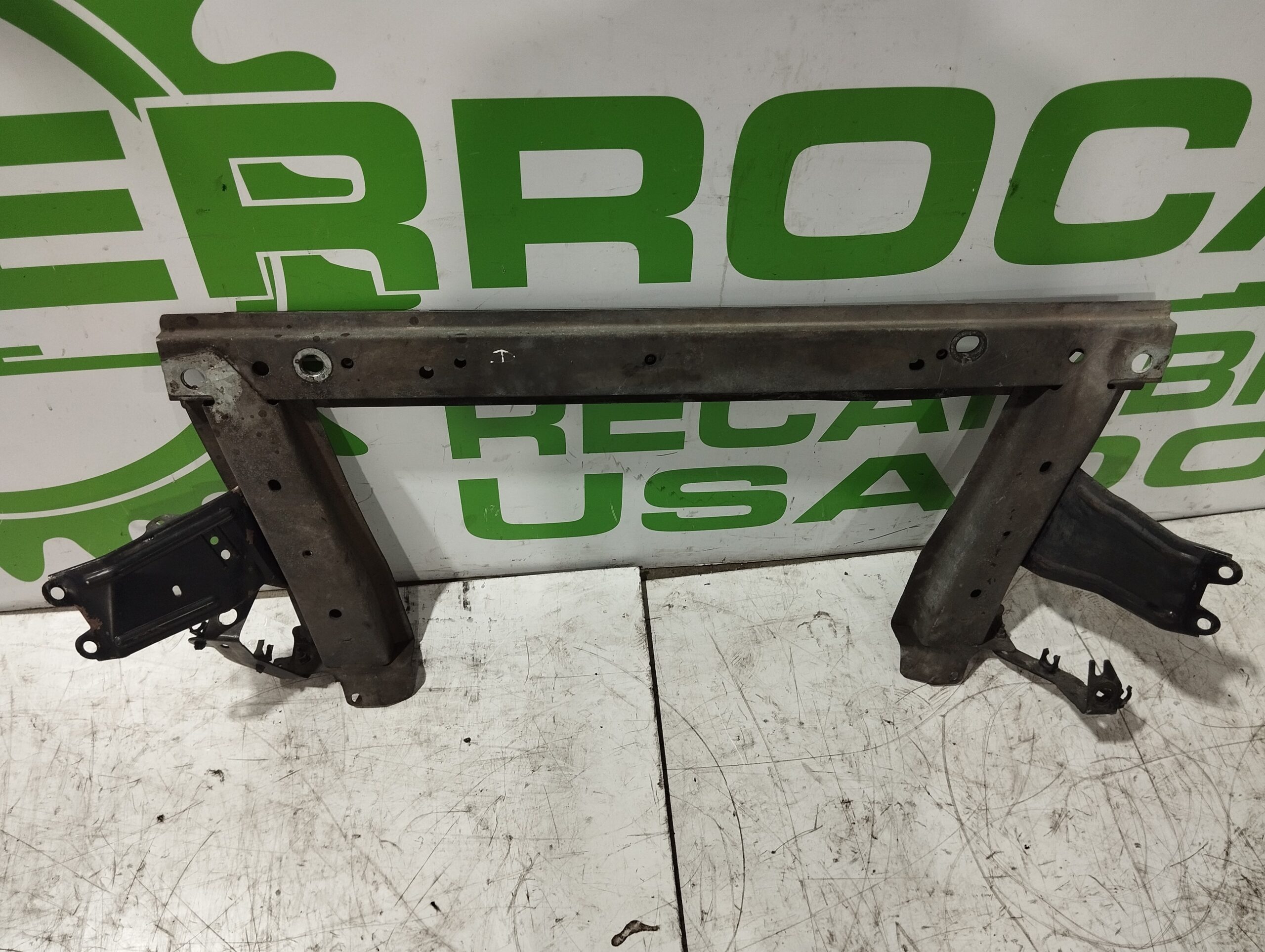 travesano_inferior_8200761565_renault_megane_ii_familiar_1_9_dci_diesel