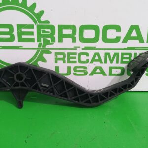 pedal_embrague_1h1721321a_volkswagen_golf_iii_berlina_1h1_1_9_diesel