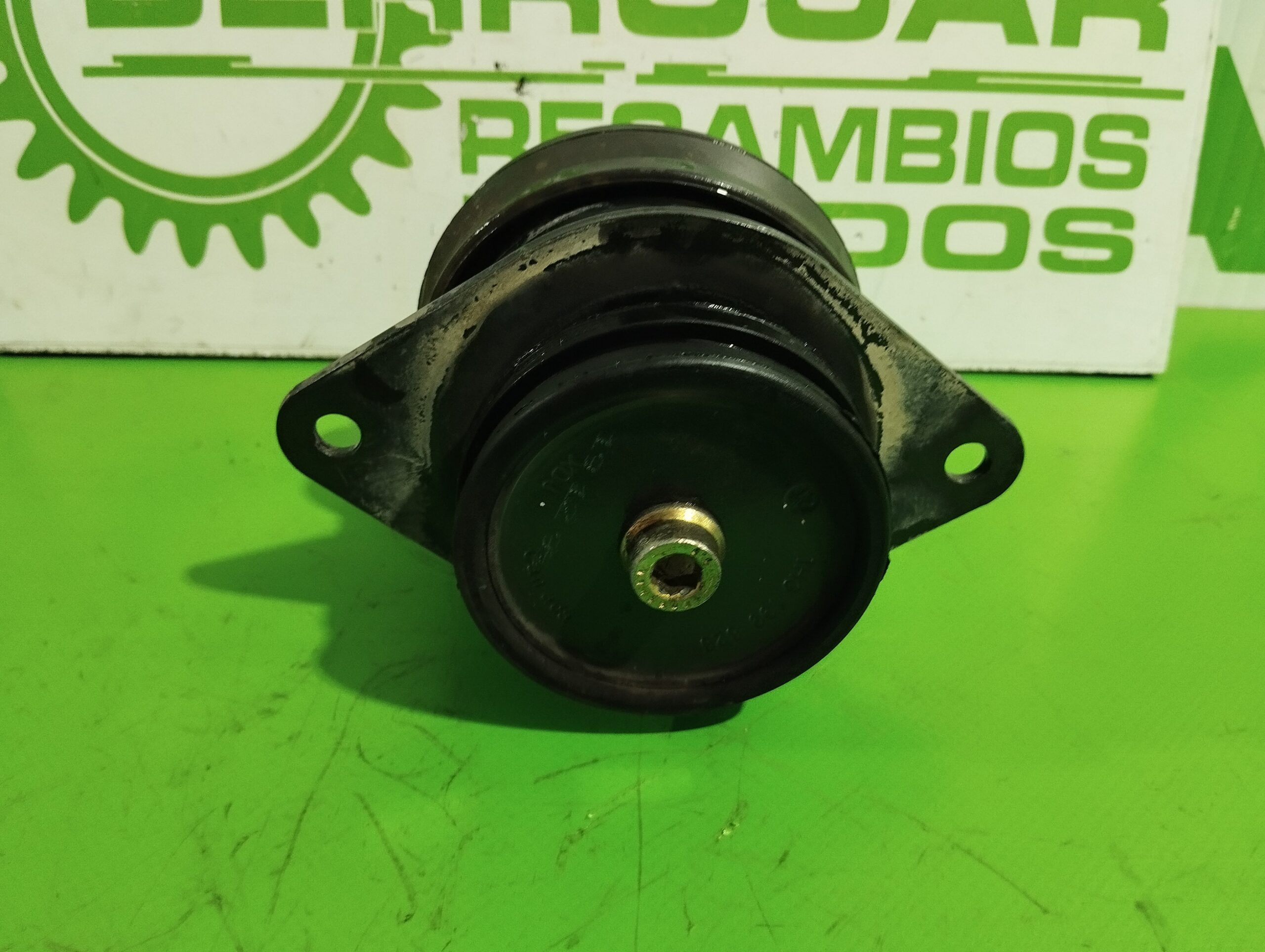 soporte_motor_derecho_1h0199625_volkswagen_golf_iii_berlina_1h1_1_9_diesel